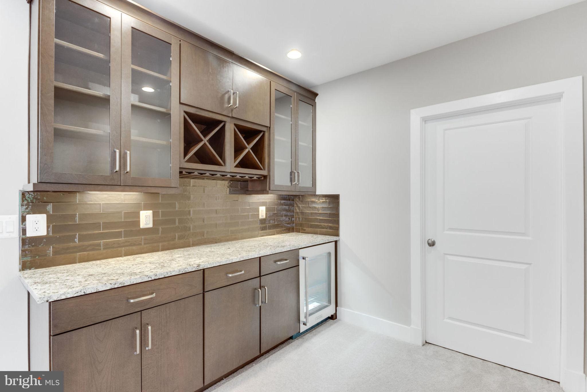 OAKWOOD KNOLLS - Residential
