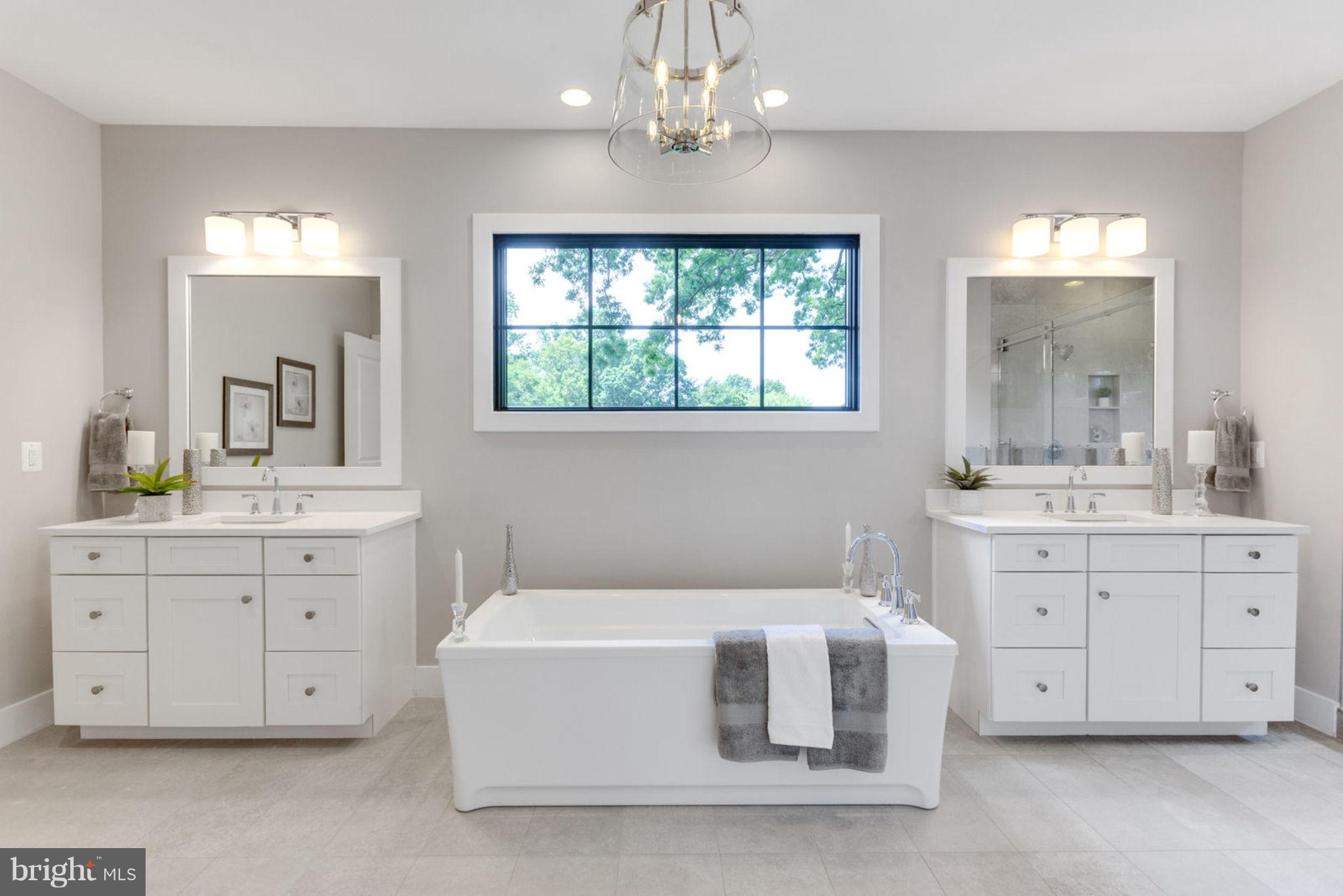 OAKWOOD KNOLLS - Residential