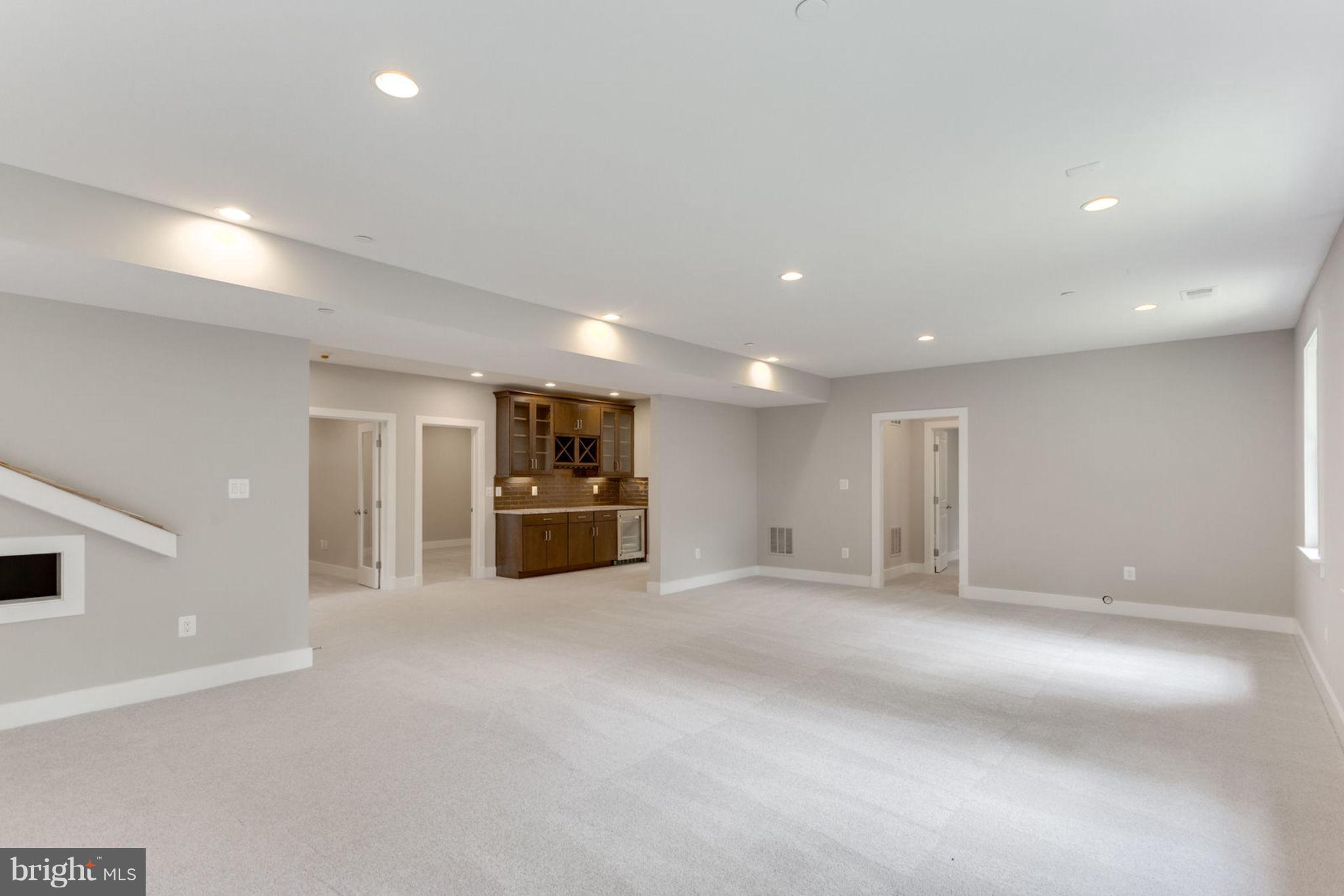 OAKWOOD KNOLLS - Residential