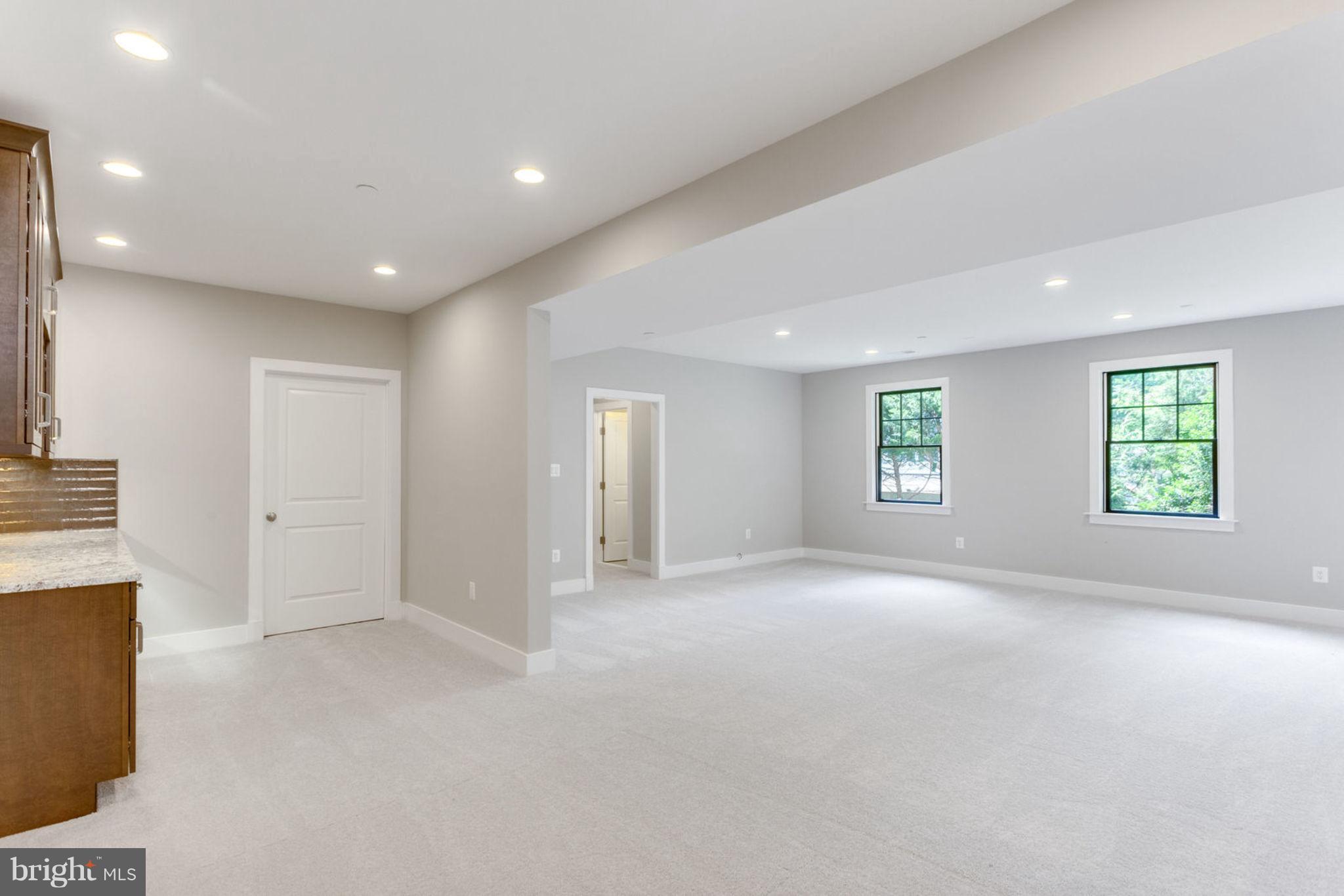 OAKWOOD KNOLLS - Residential