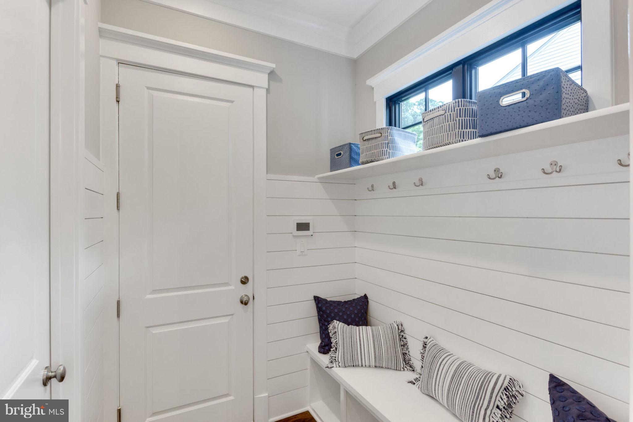 OAKWOOD KNOLLS - Residential