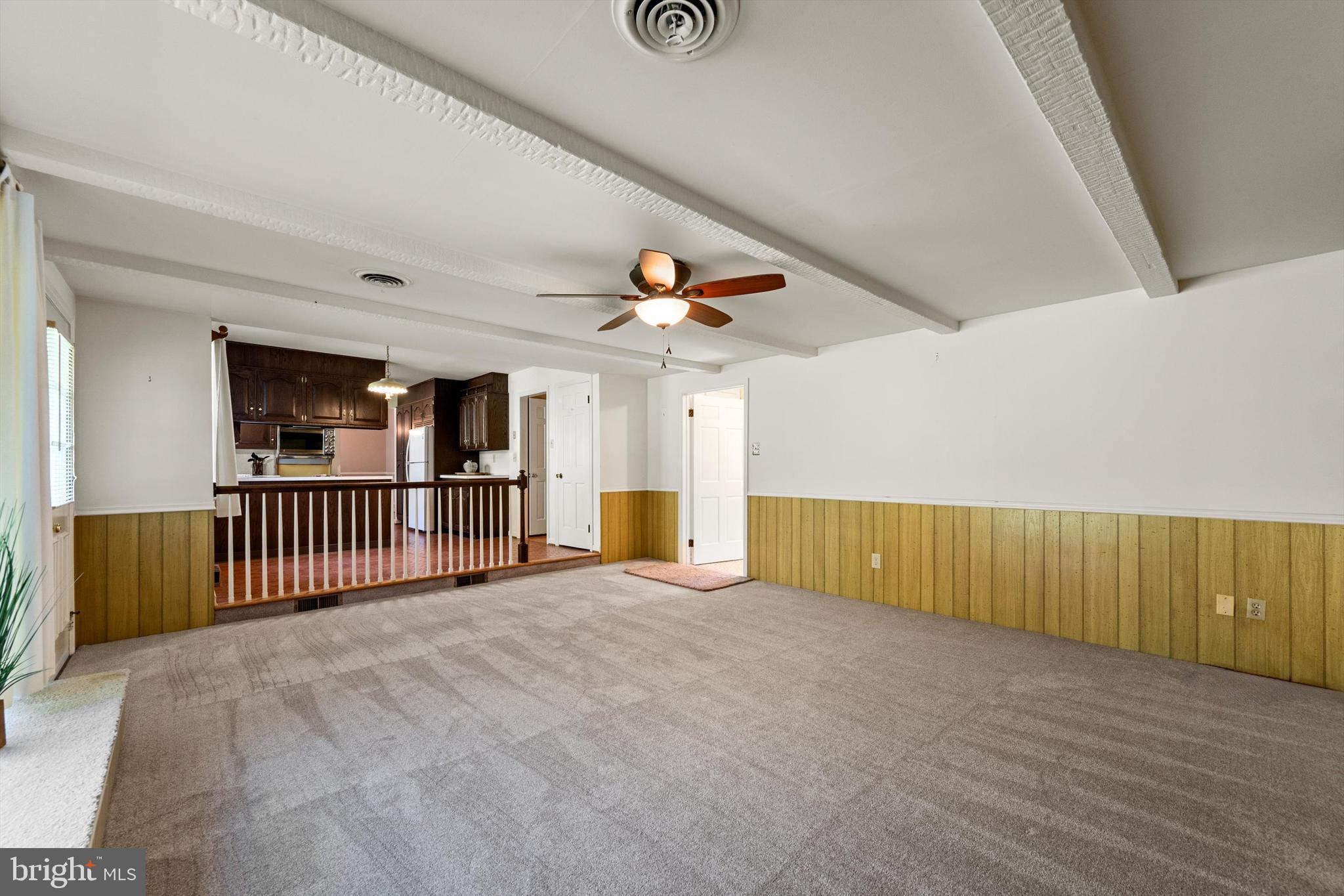 LEDGE LOWE - Residential