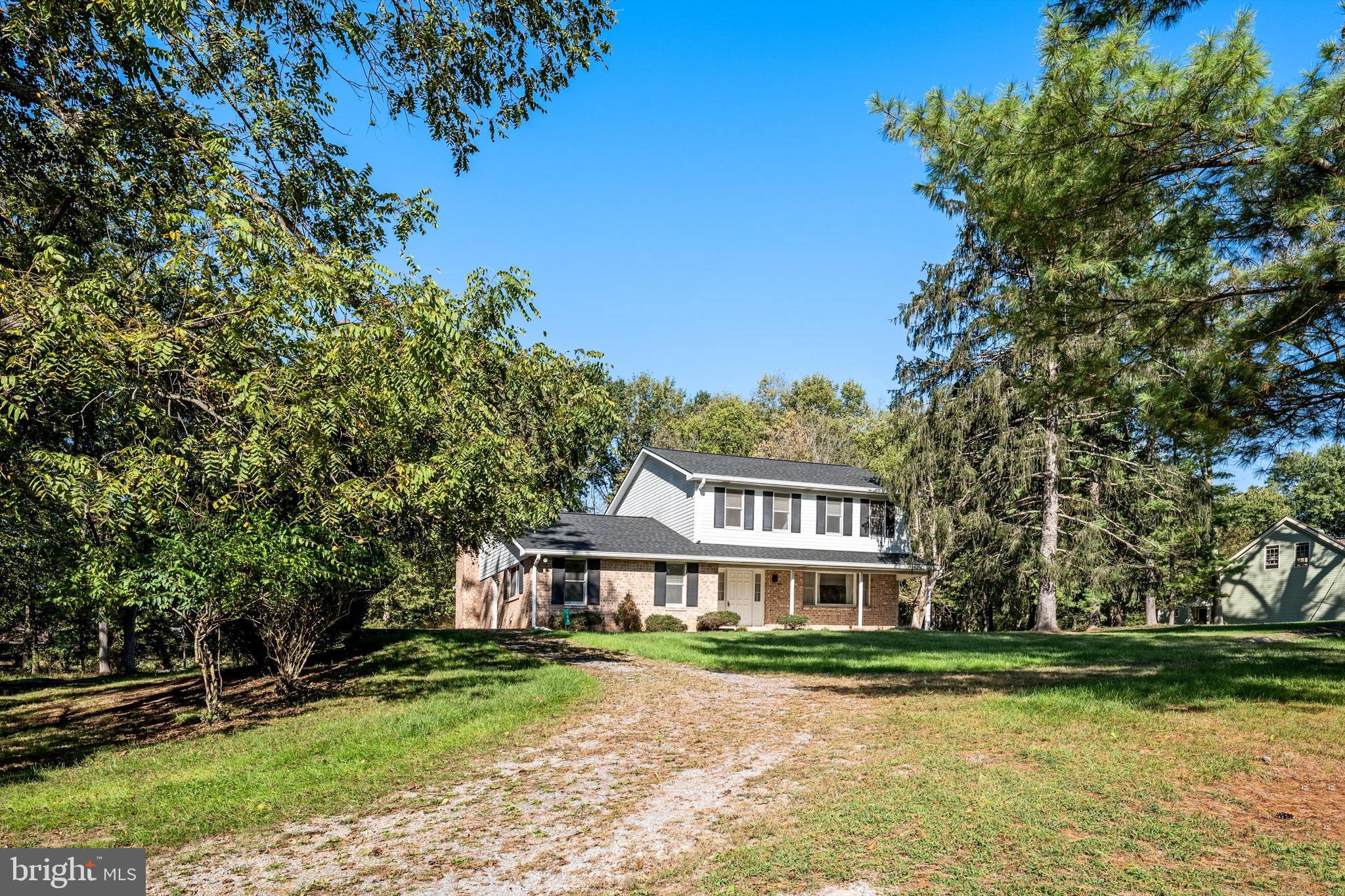 LEDGE LOWE - Residential