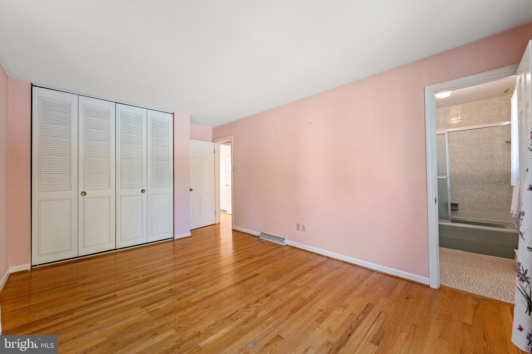 LEDGE LOWE - Residential