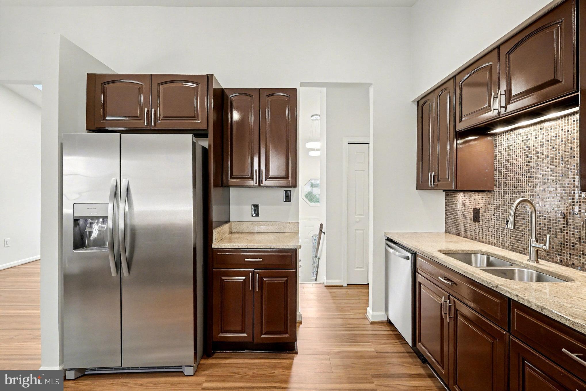 8572 KING CARTER STREET