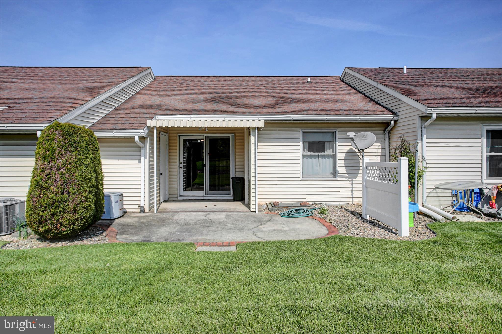 RUSTIC HILL - Residential