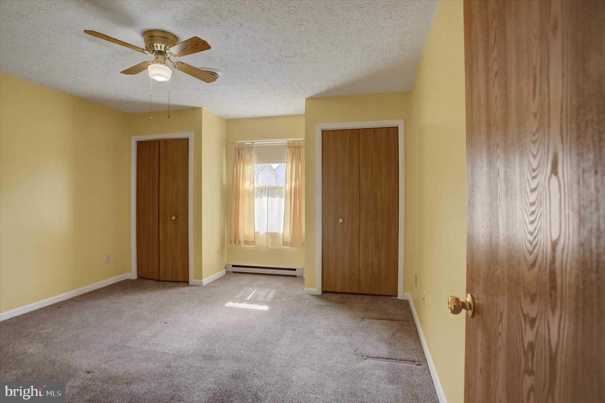 RUSTIC HILL - Residential