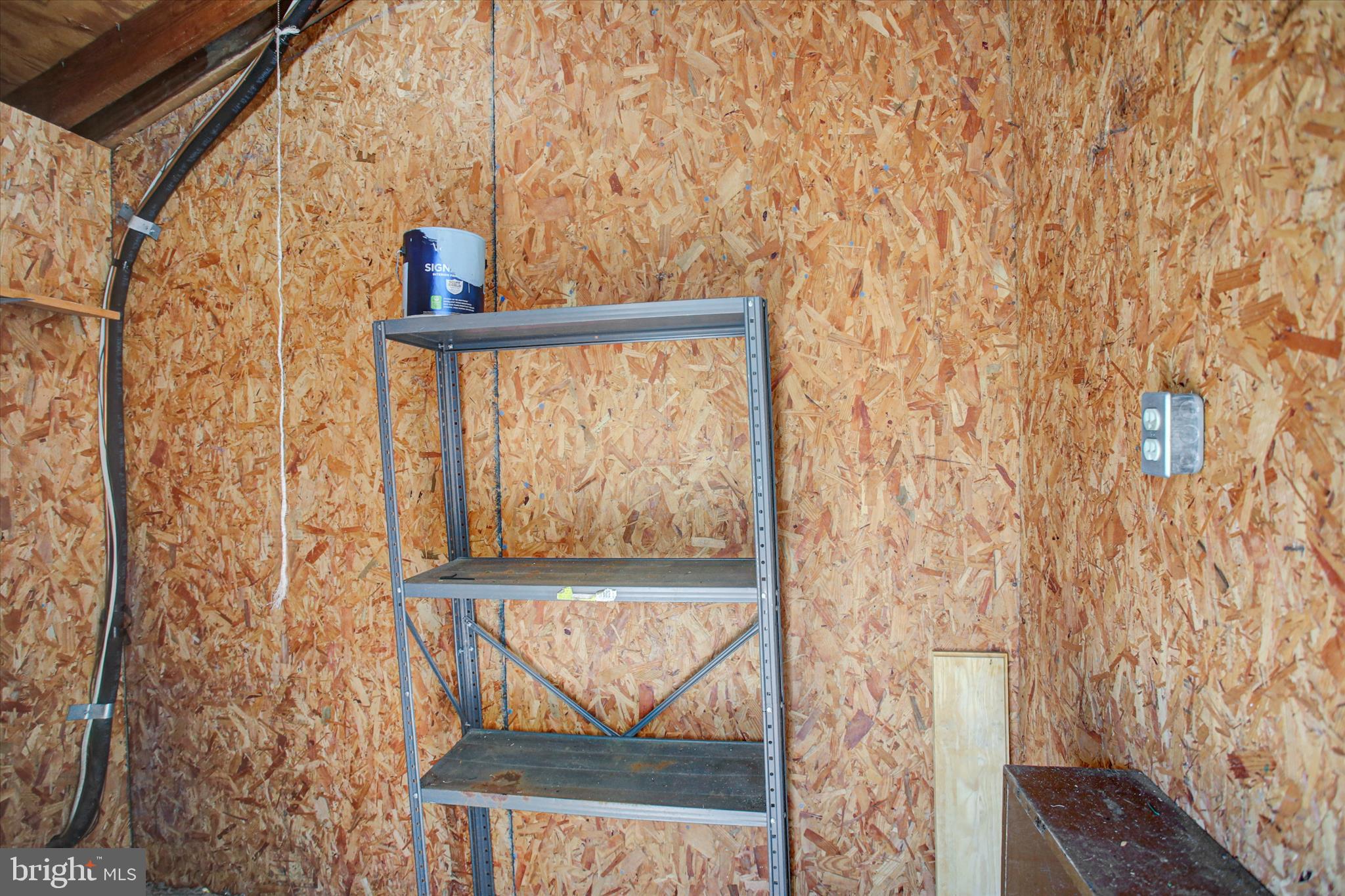 RUSTIC HILL - Residential