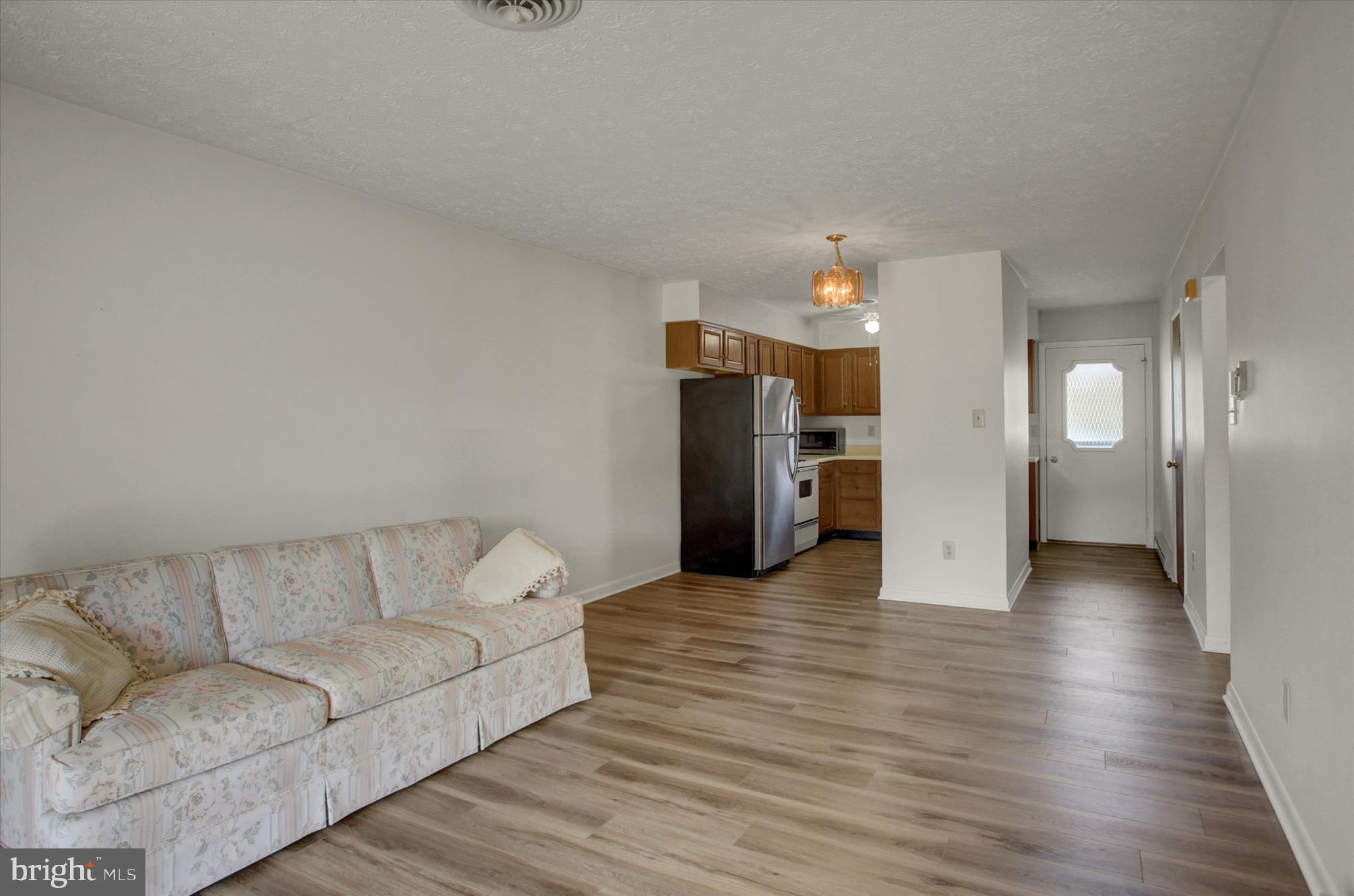 RUSTIC HILL - Residential