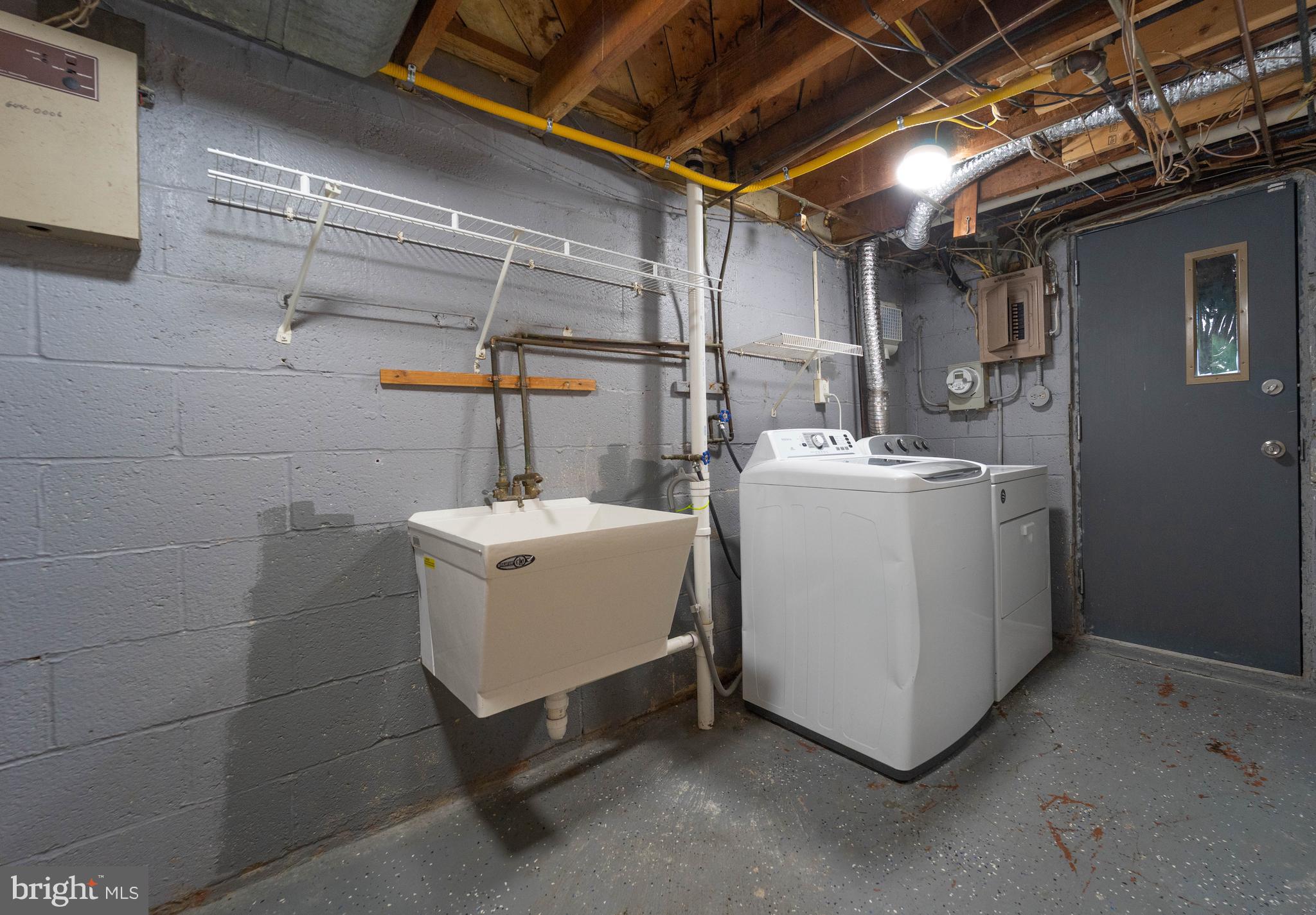 PARKLANE - Residential