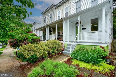 3944 ELM AVENUE BALTIMORE MD 21211
