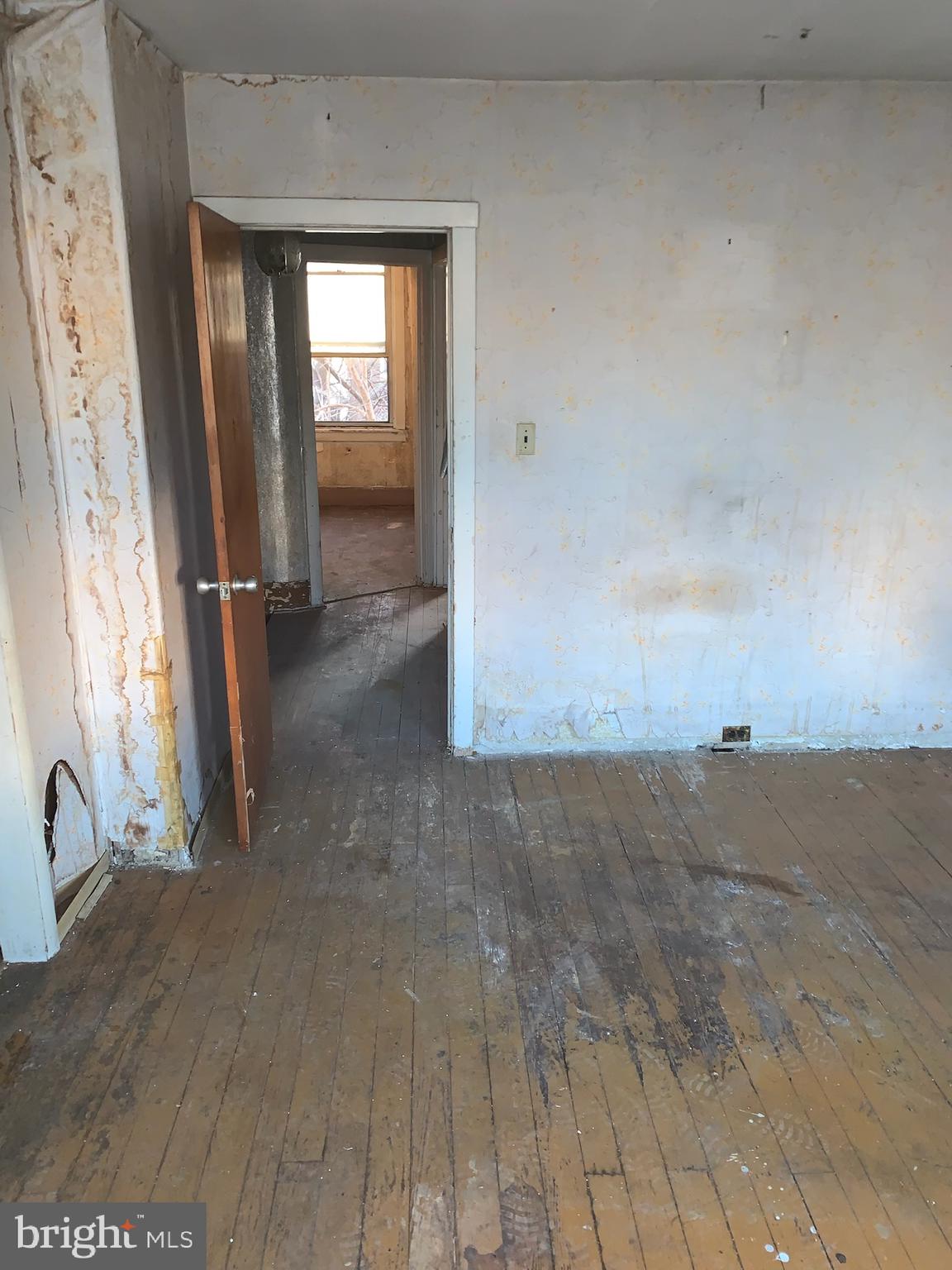 PHILADELPHIA (SOUTHWEST) - Residential