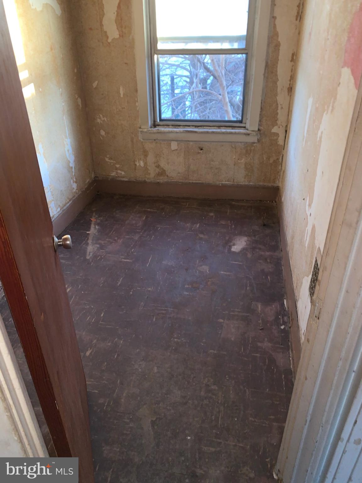 PHILADELPHIA (SOUTHWEST) - Residential