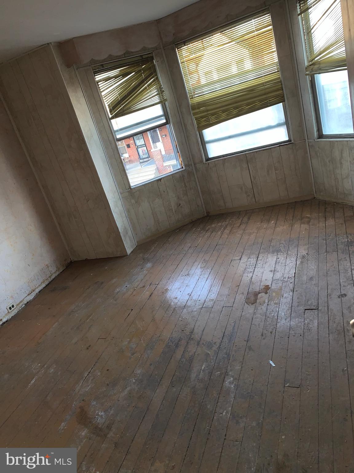 PHILADELPHIA (SOUTHWEST) - Residential