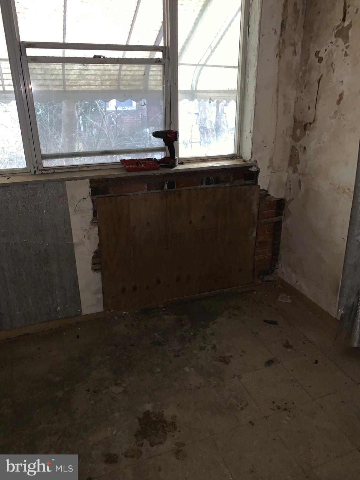 PHILADELPHIA (SOUTHWEST) - Residential