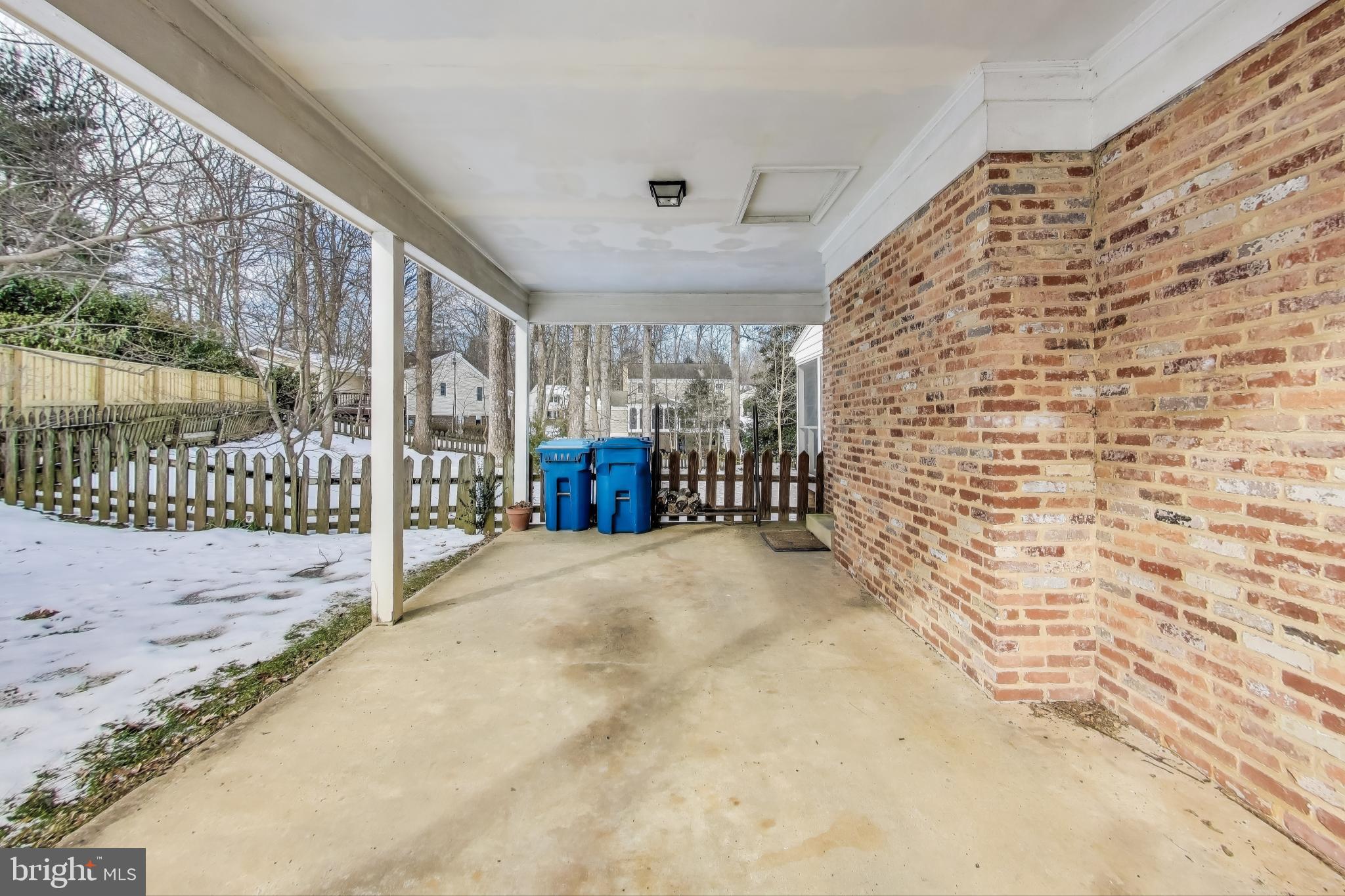 WILLOW WOODS - Residential