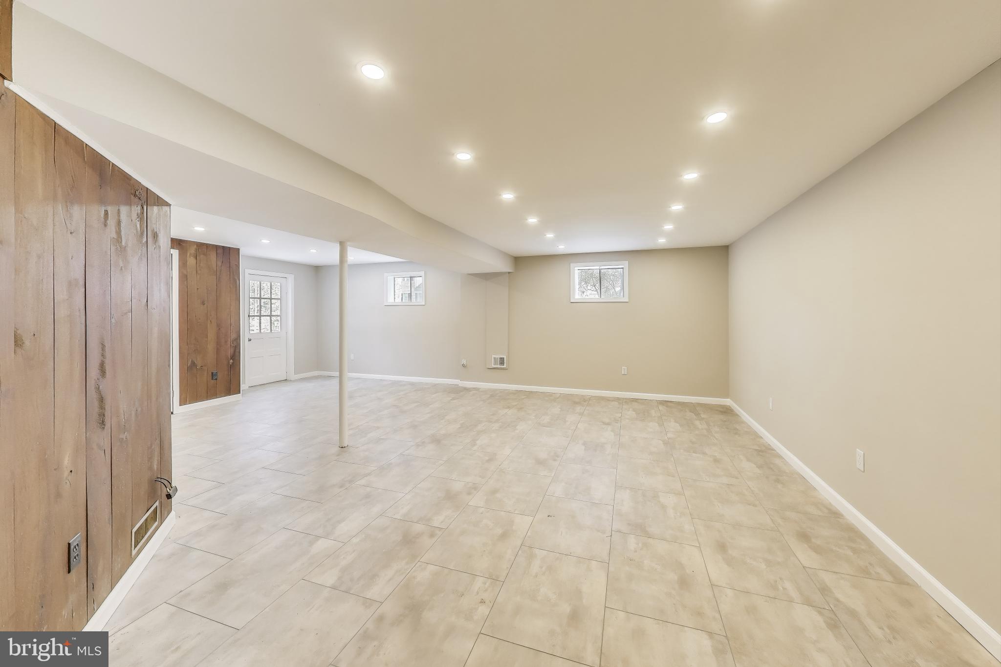 WILLOW WOODS - Residential