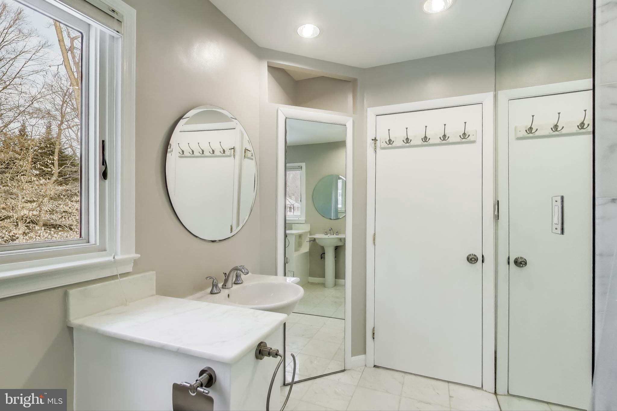 WILLOW WOODS - Residential