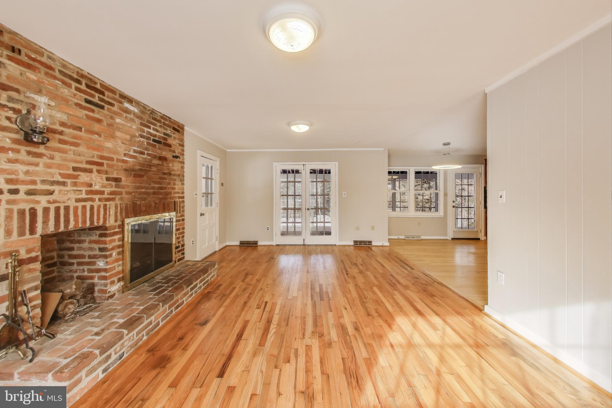 WILLOW WOODS - Residential