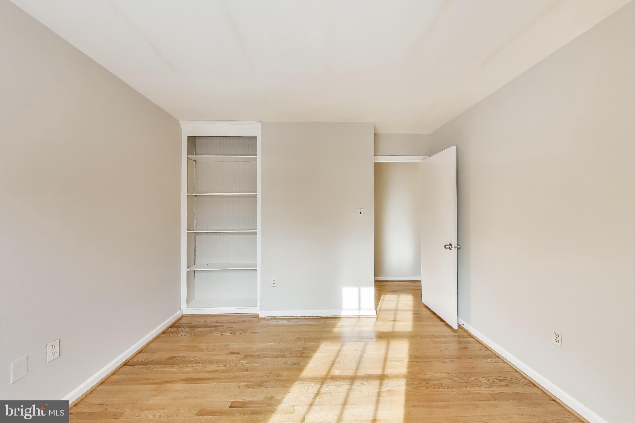 WILLOW WOODS - Residential