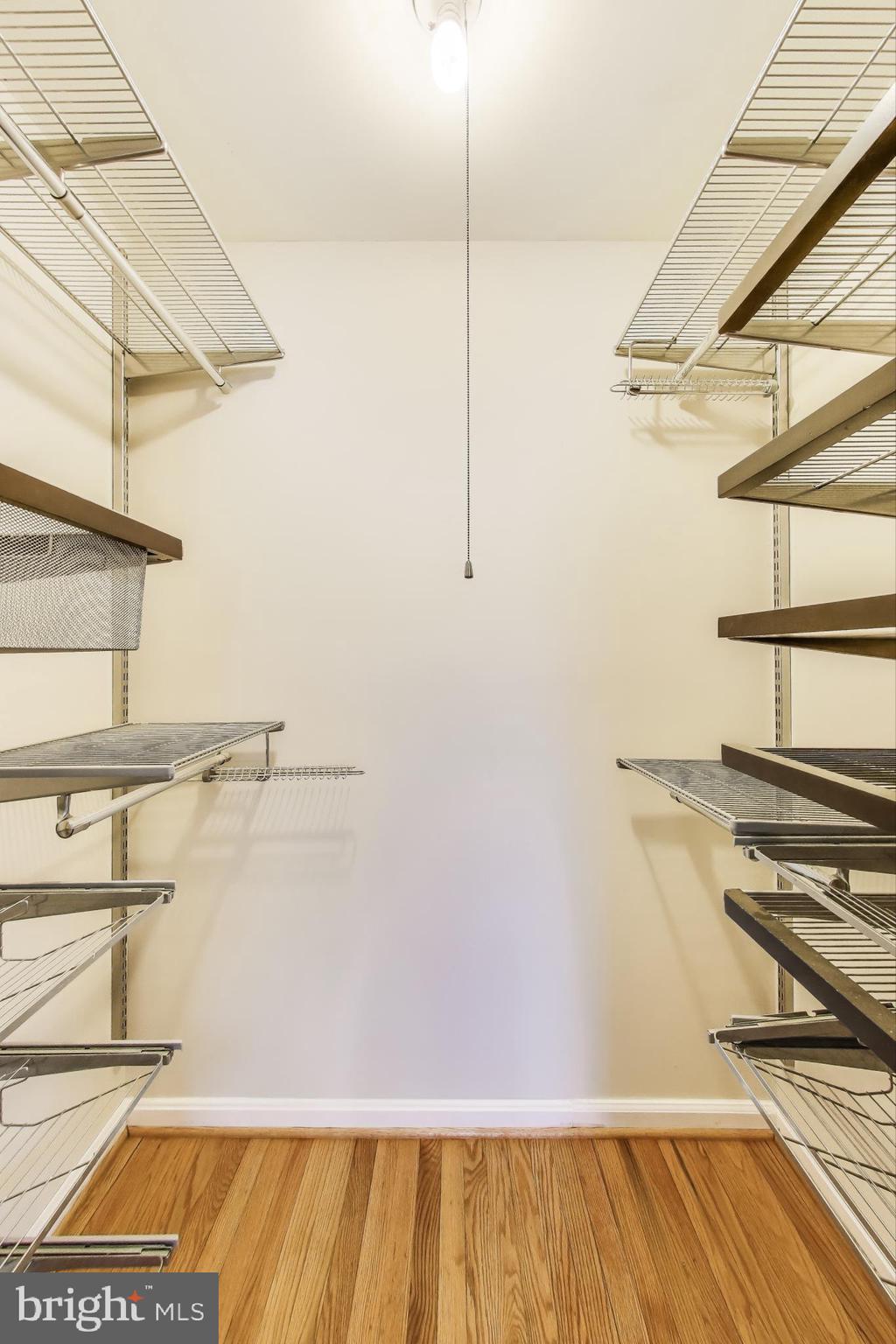 WILLOW WOODS - Residential