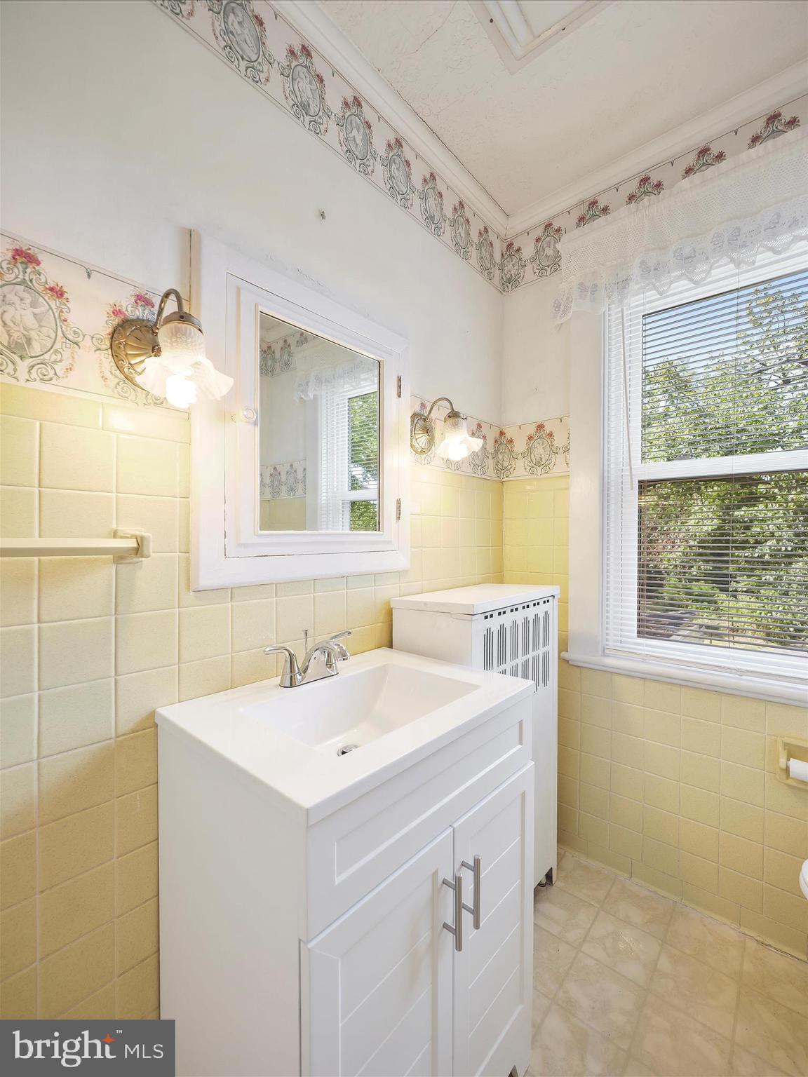 HALFWAY AREA - Residential