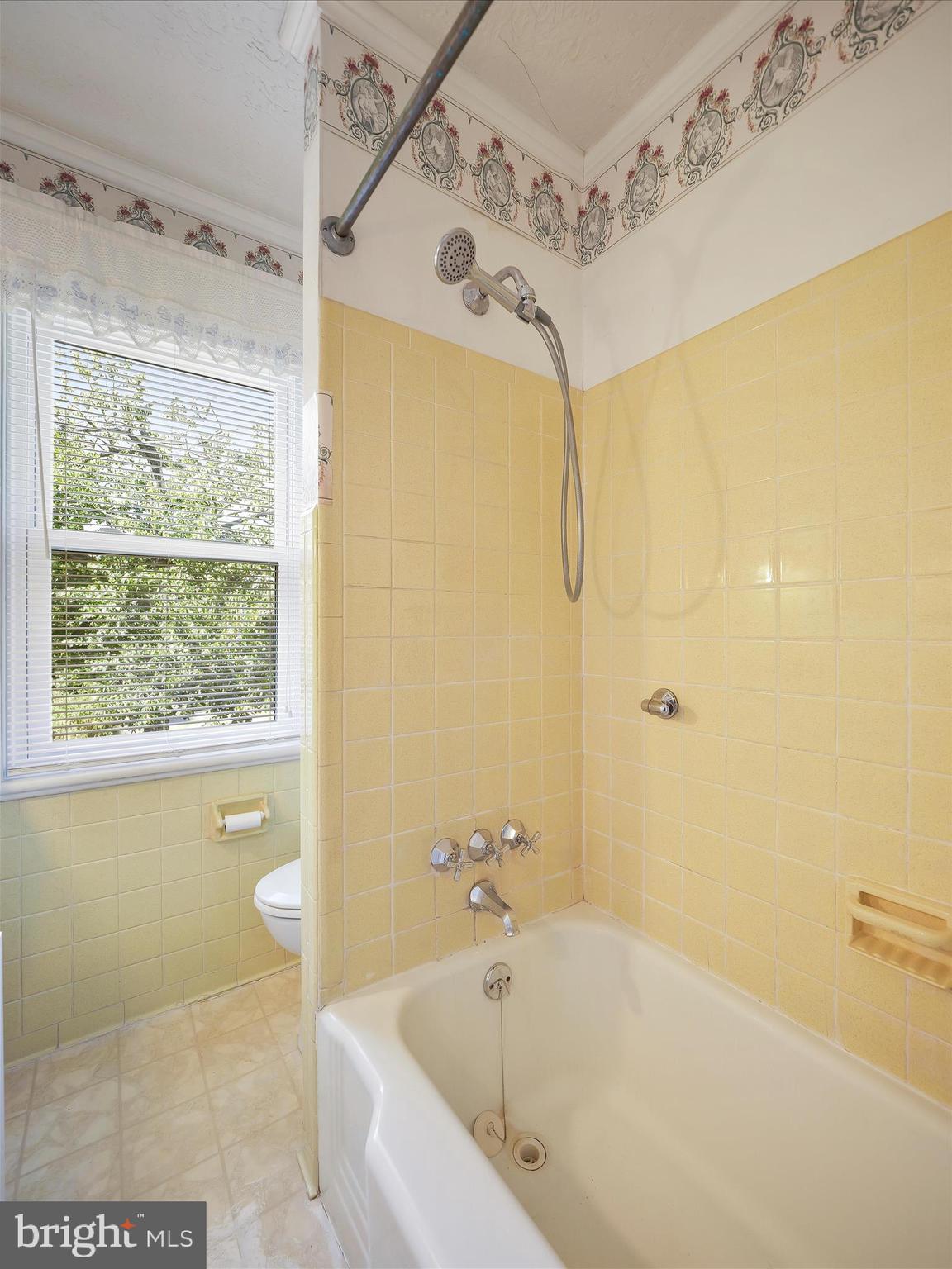 HALFWAY AREA - Residential