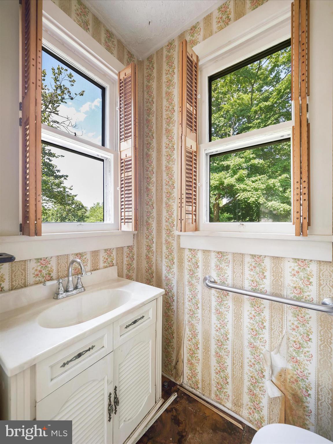 HALFWAY AREA - Residential