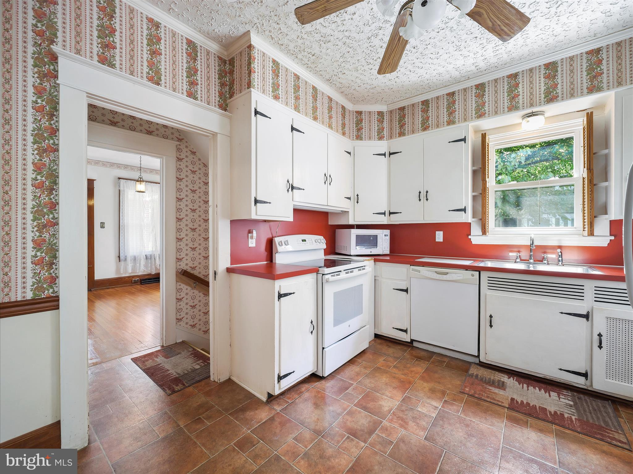 HALFWAY AREA - Residential