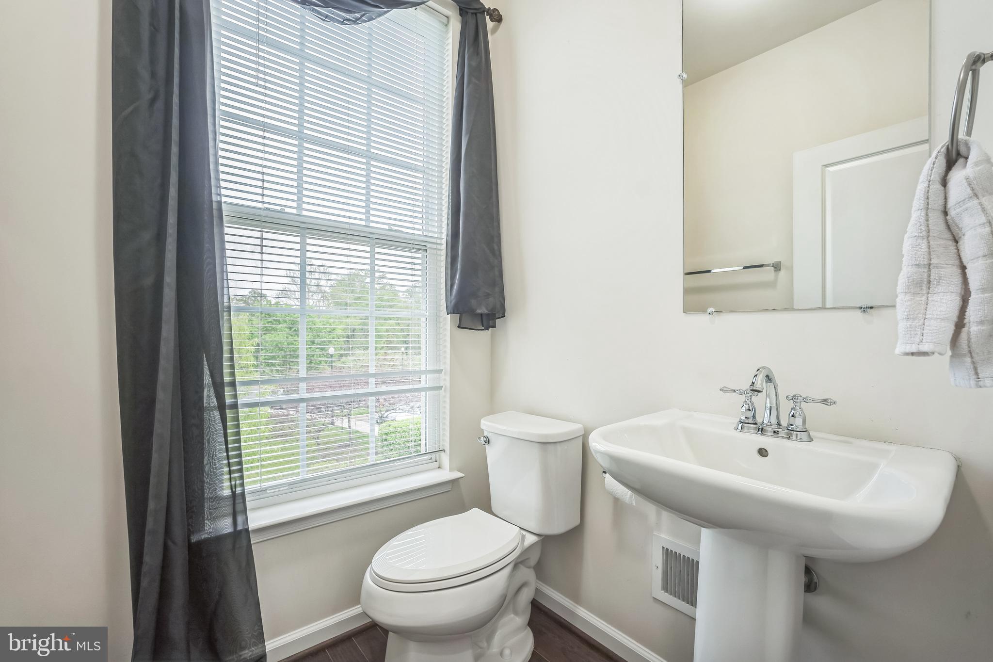 WALKER STATION - Residential Lease