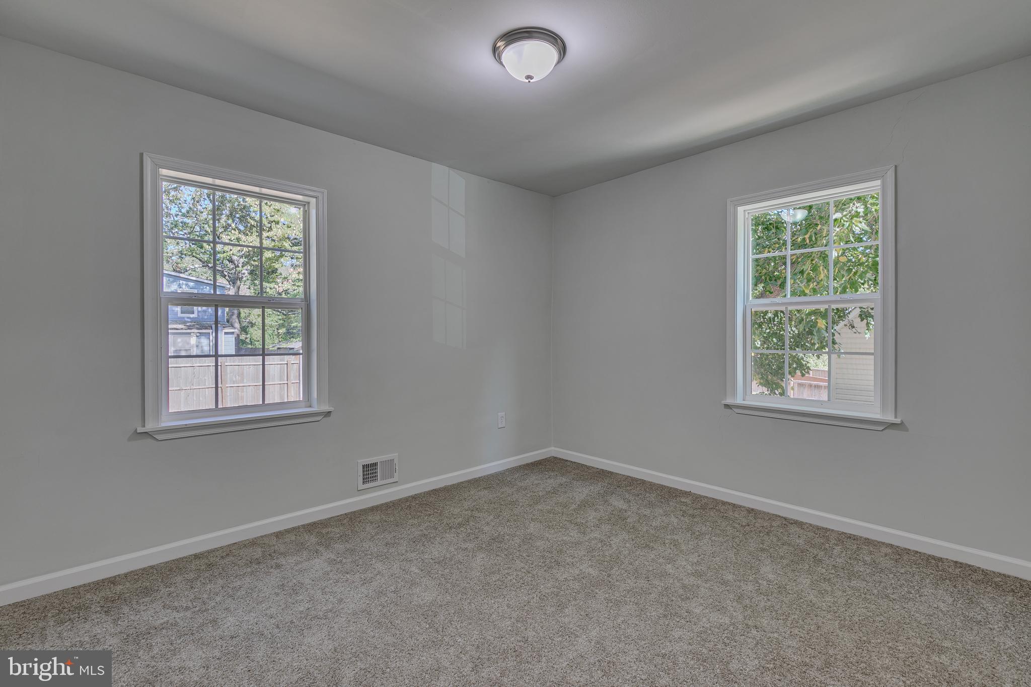 CAPITOL HEIGHTS - Residential