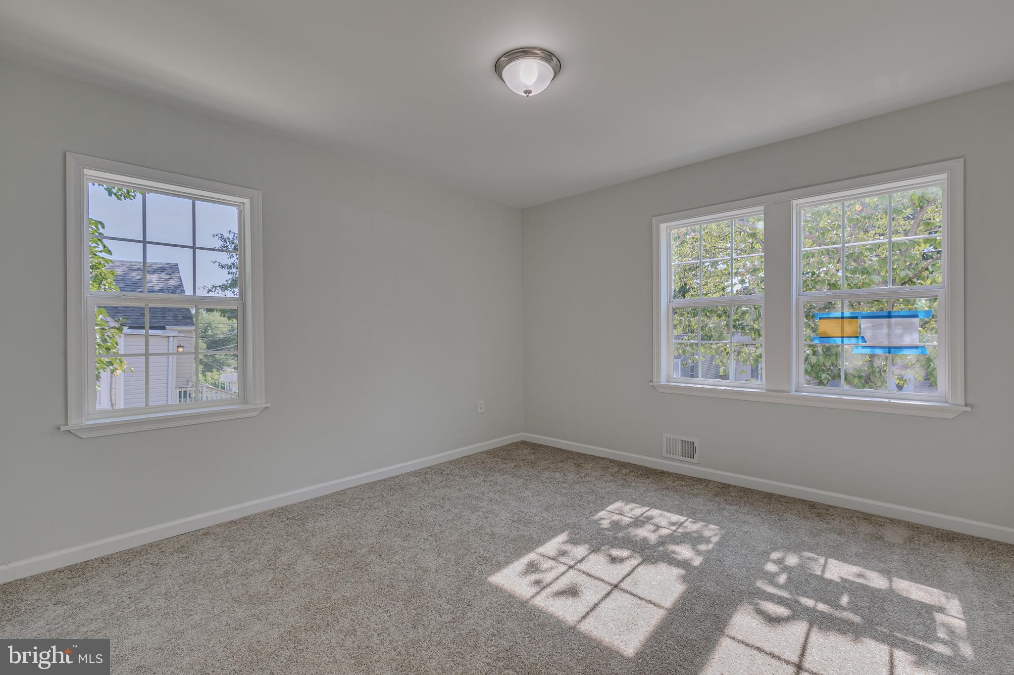 CAPITOL HEIGHTS - Residential