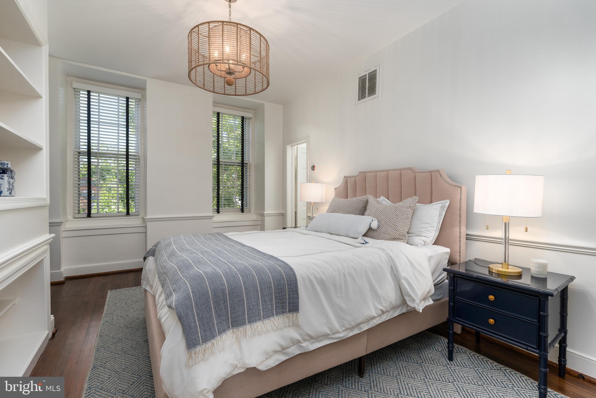 OLD TOWN - Residential