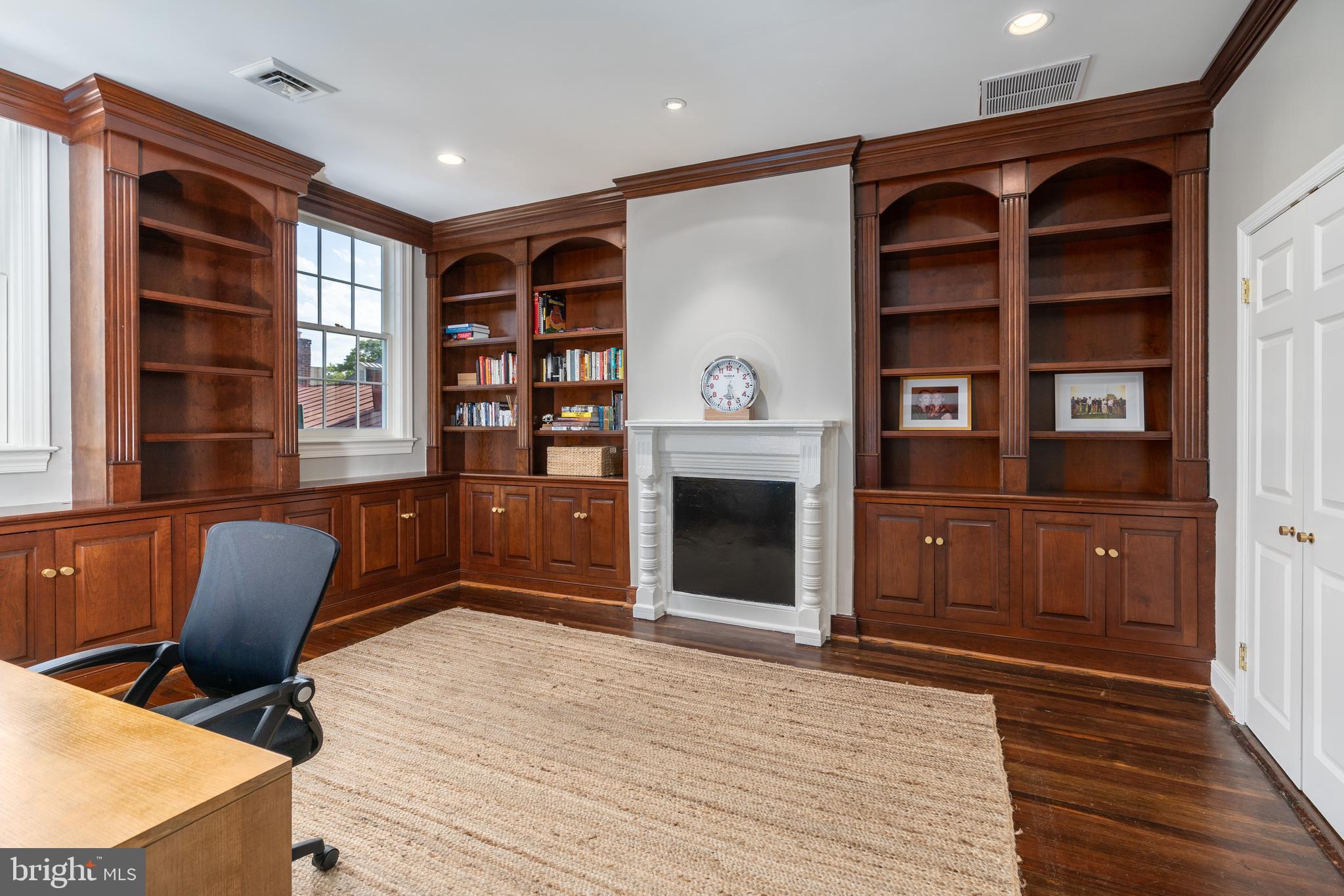 OLD TOWN - Residential