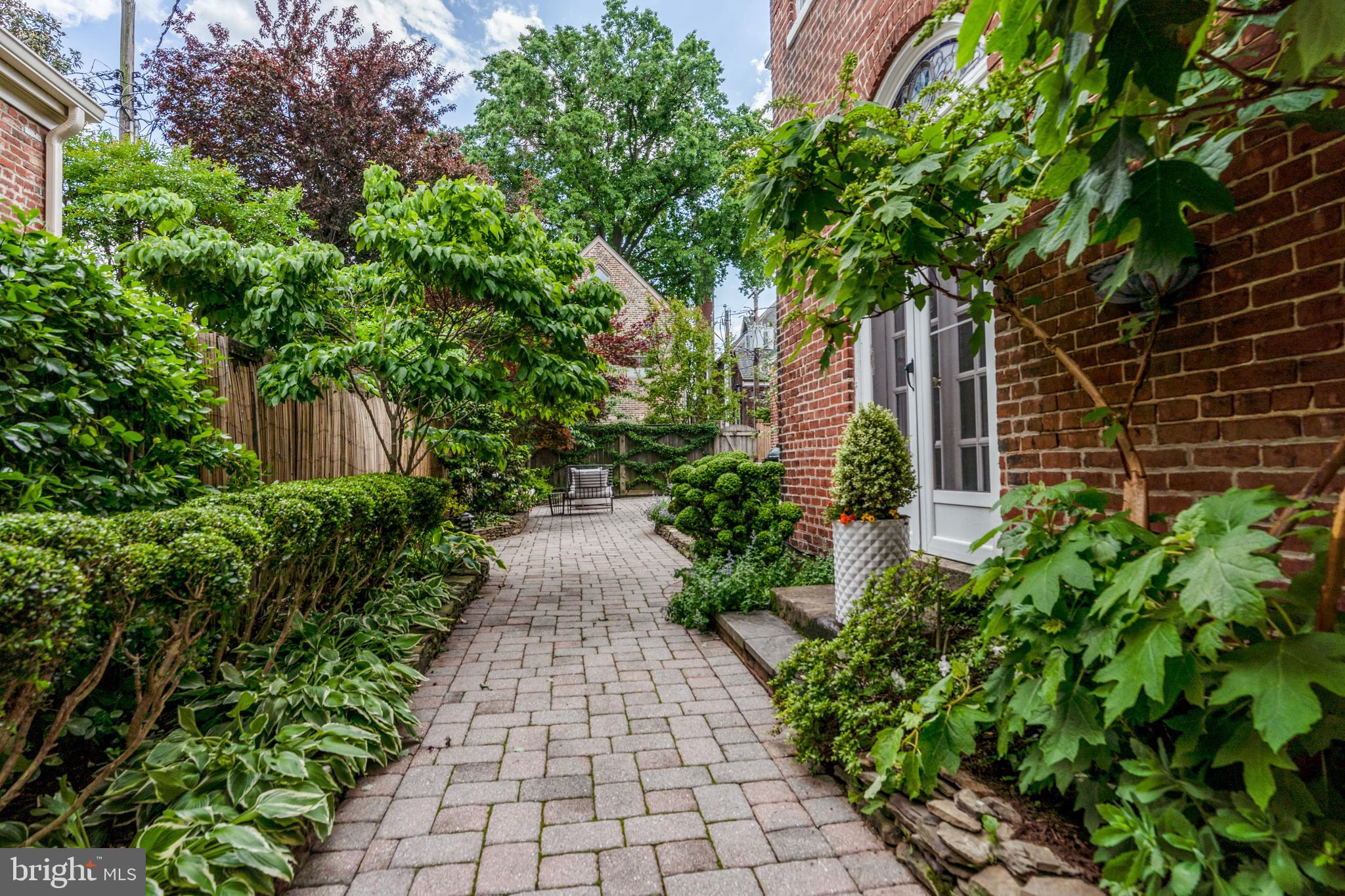 OLD TOWN - Residential