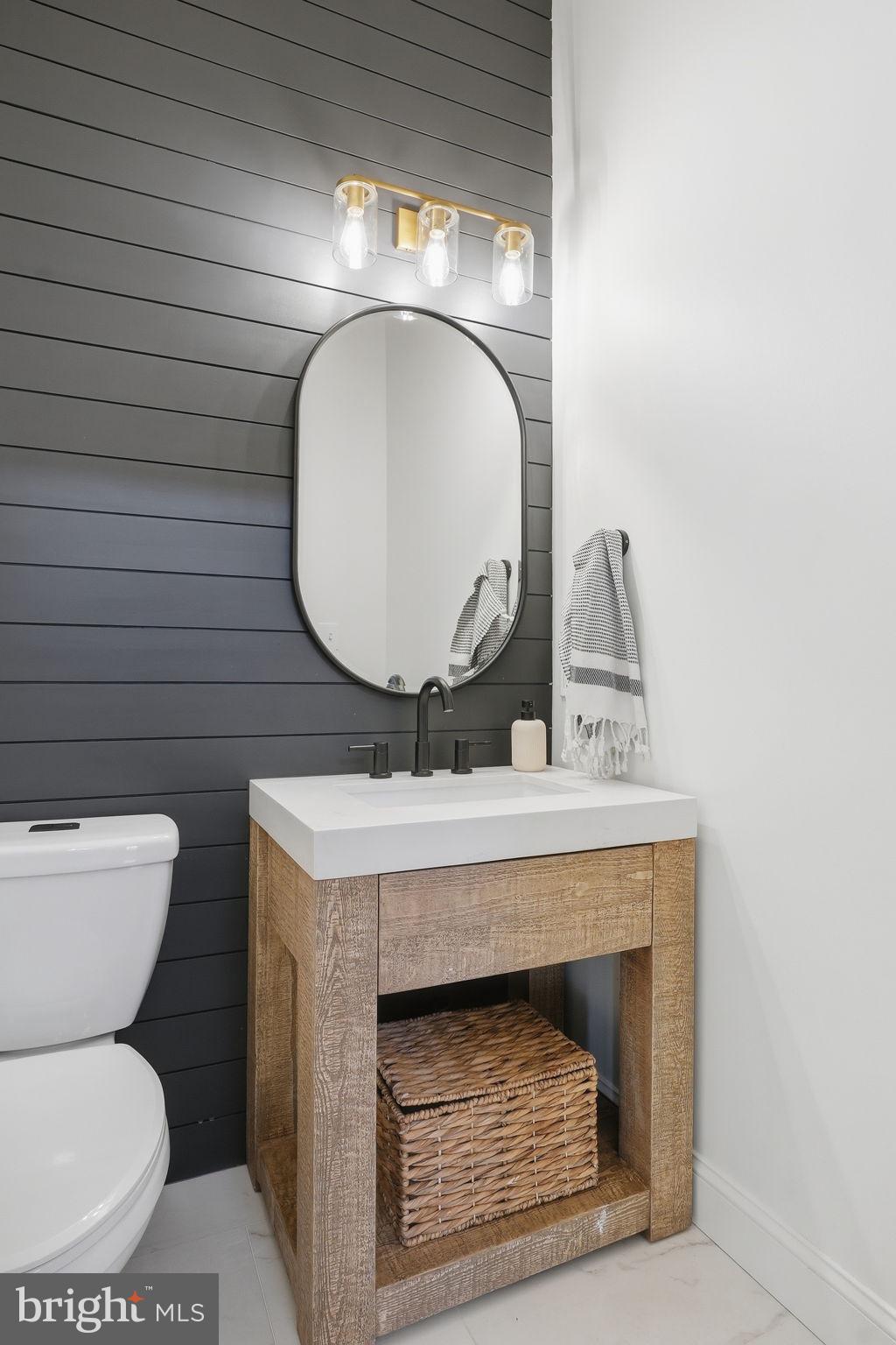 SENECA HIGHLANDS - Residential