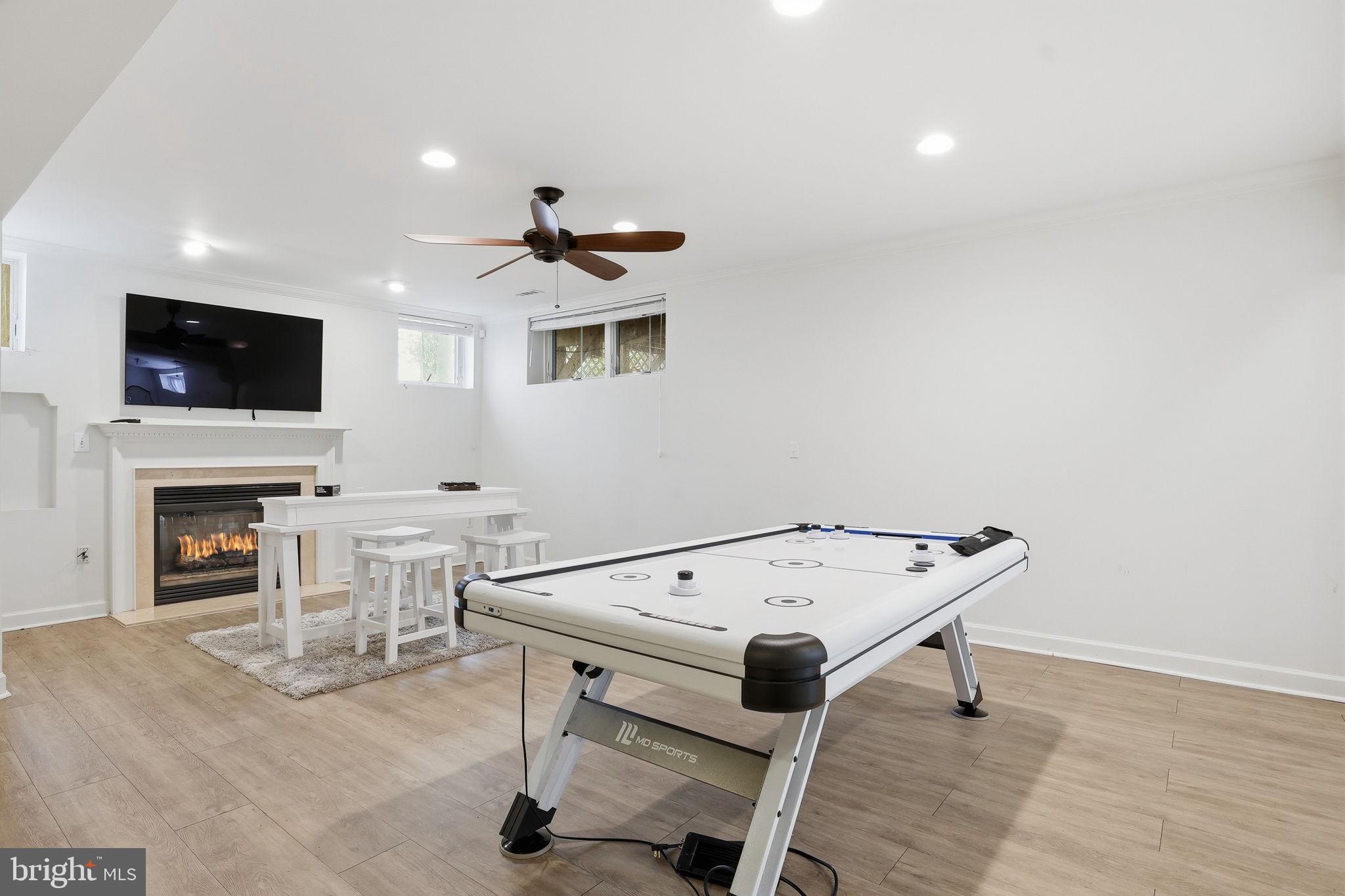 SENECA HIGHLANDS - Residential