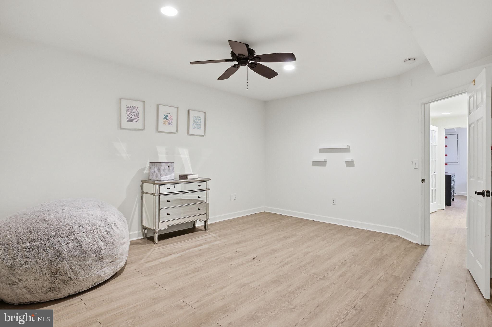 SENECA HIGHLANDS - Residential