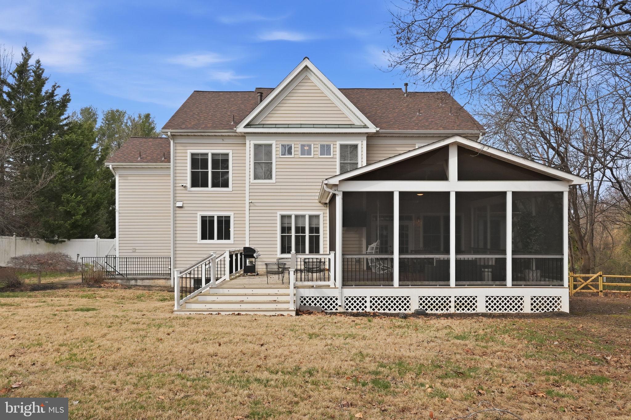 SENECA HIGHLANDS - Residential