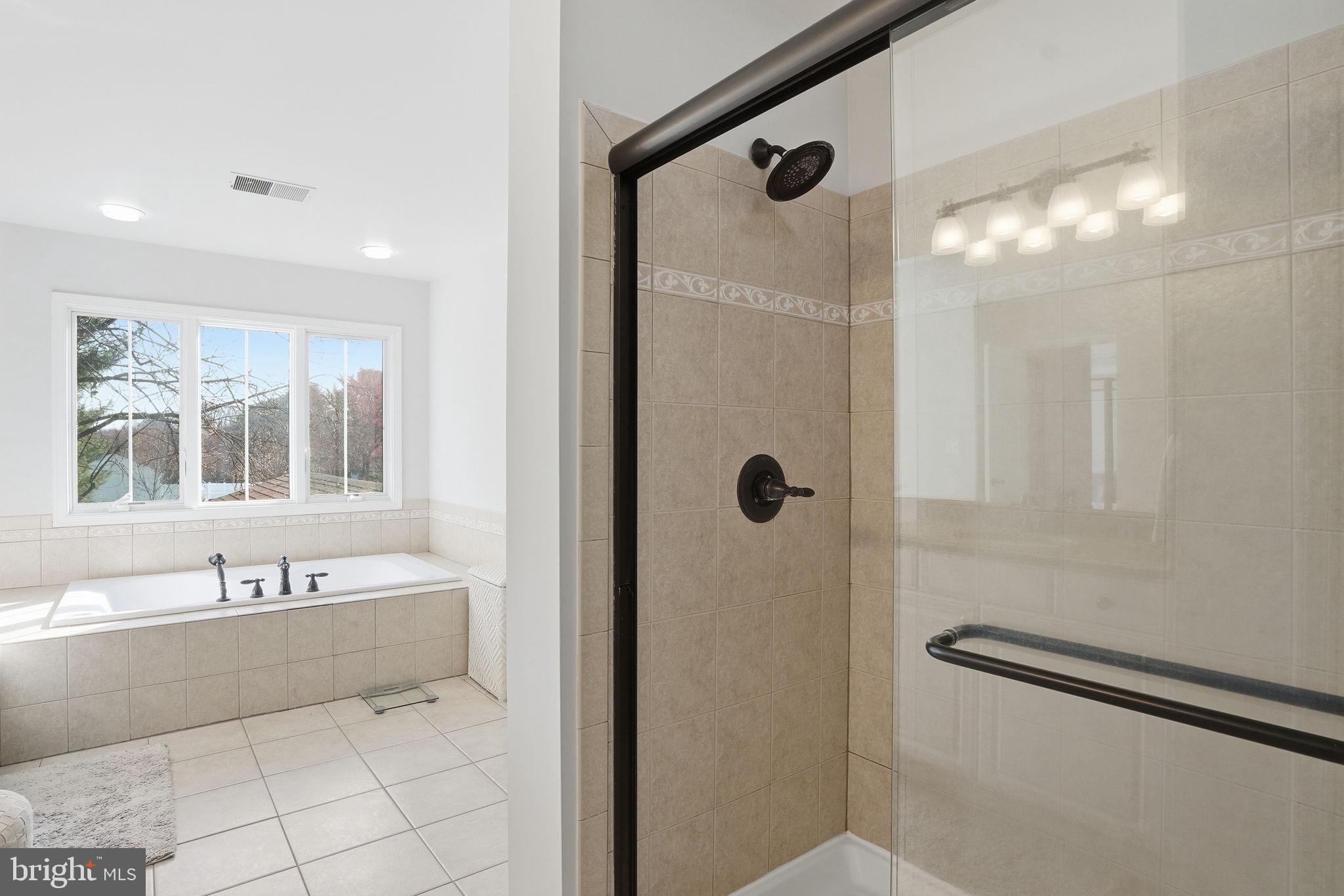 SENECA HIGHLANDS - Residential