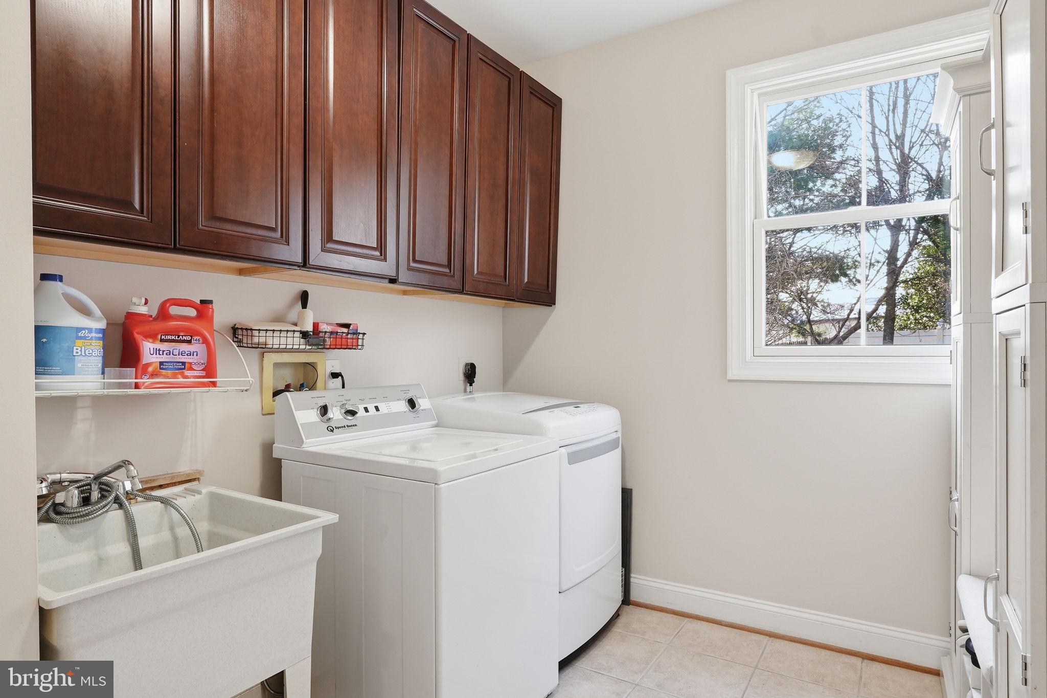 SENECA HIGHLANDS - Residential