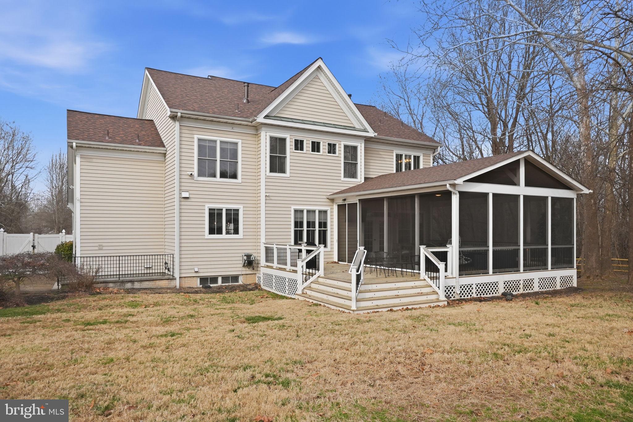 SENECA HIGHLANDS - Residential