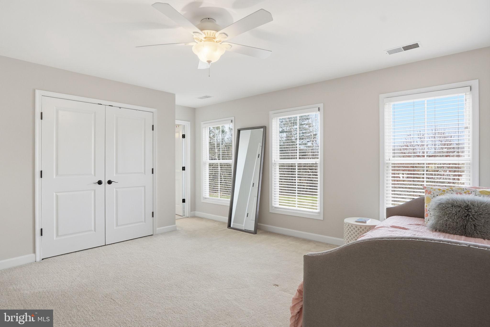 SENECA HIGHLANDS - Residential