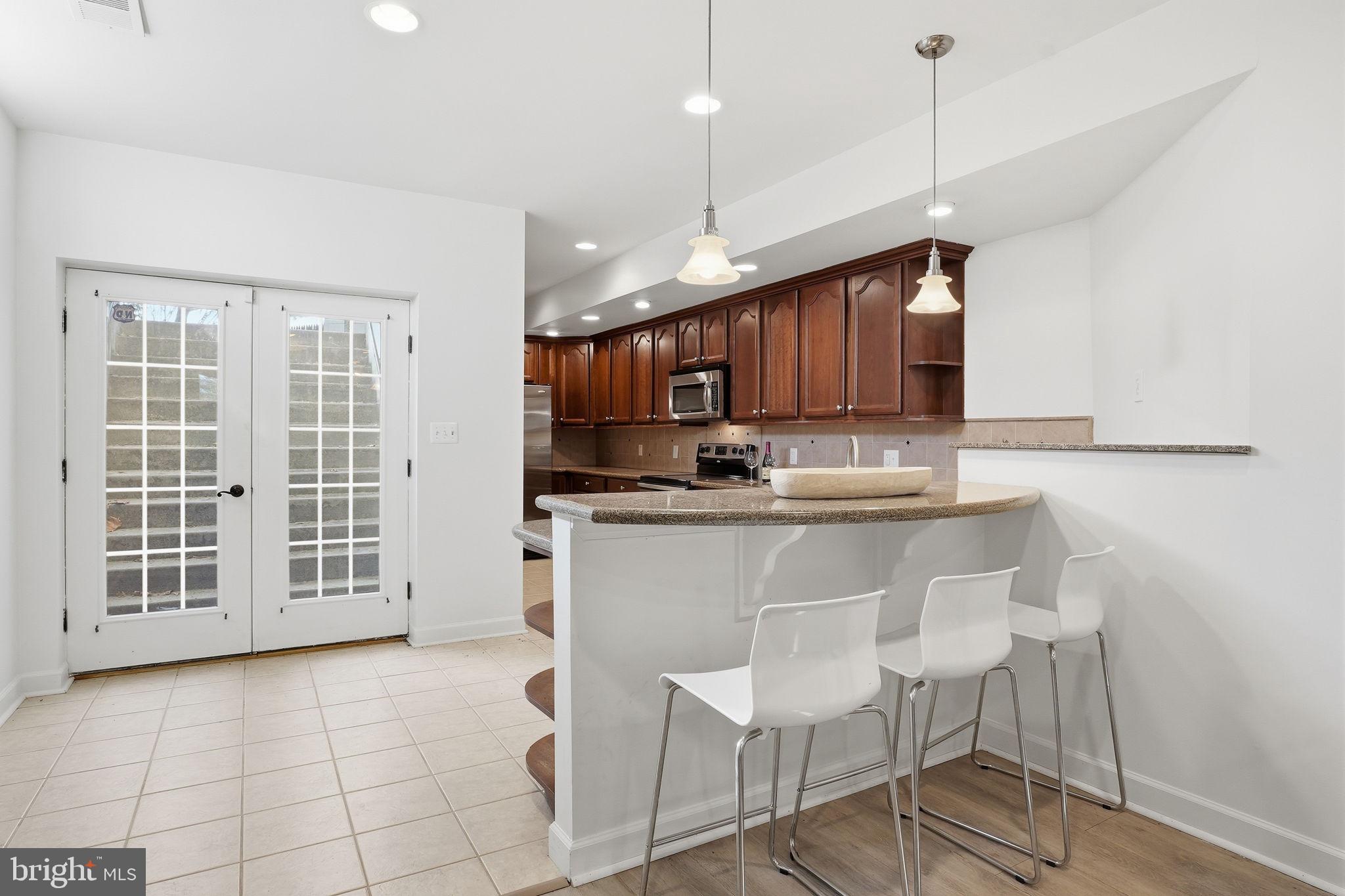 SENECA HIGHLANDS - Residential