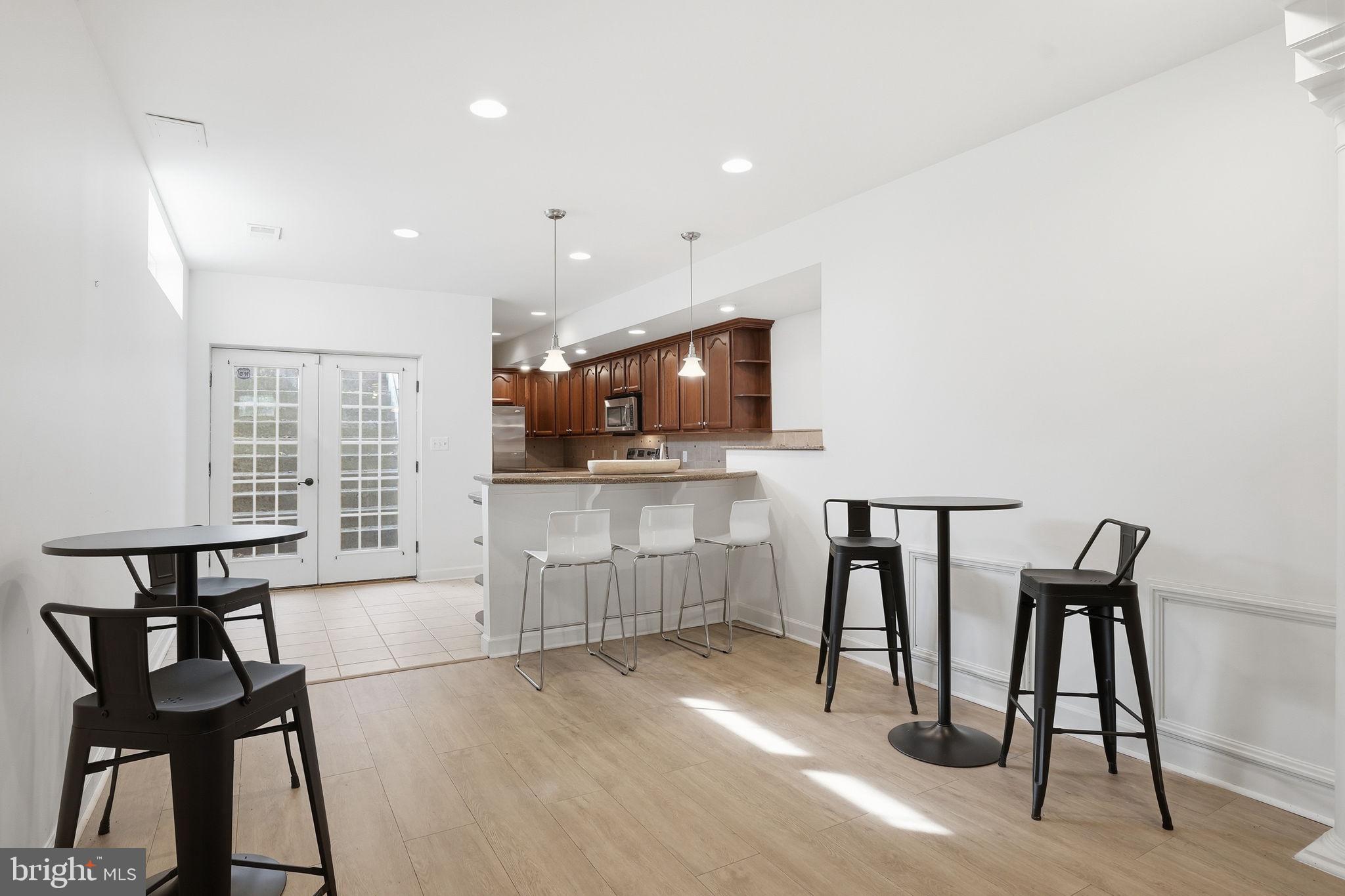 SENECA HIGHLANDS - Residential