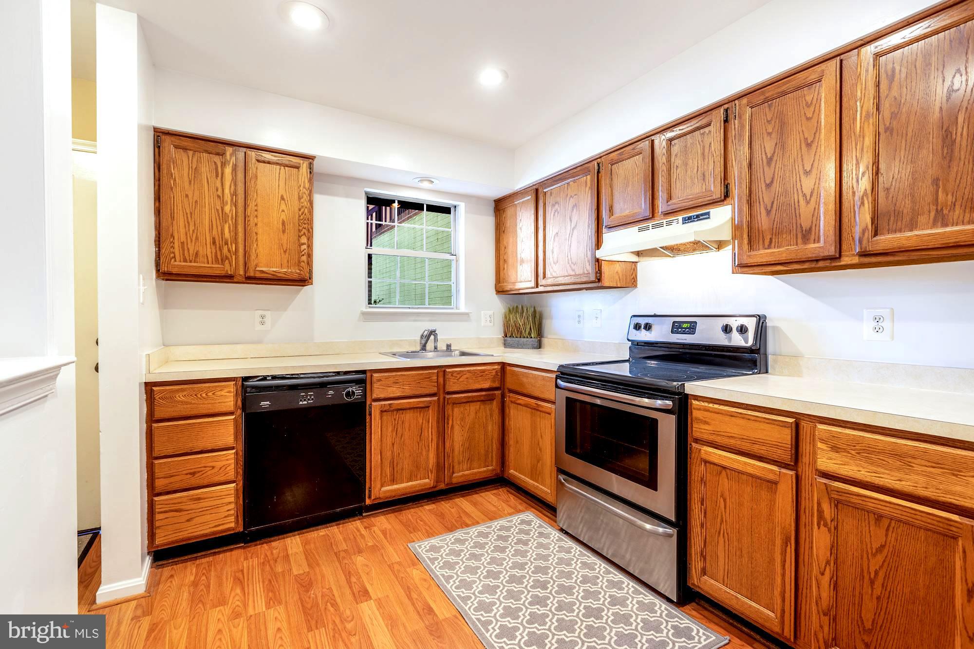 ROLLINGWOOD - Residential