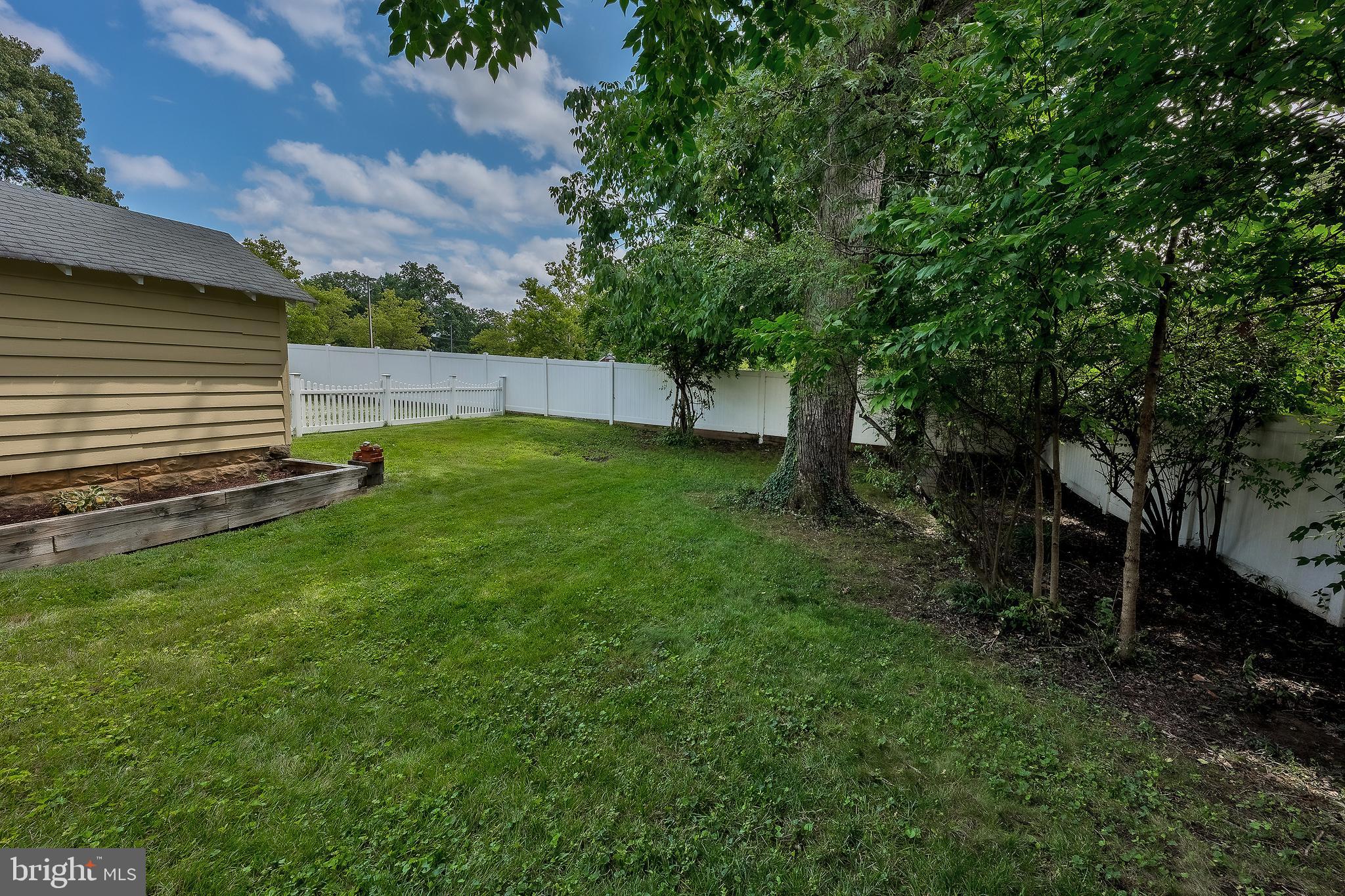 RIVERDALE PARK - Residential