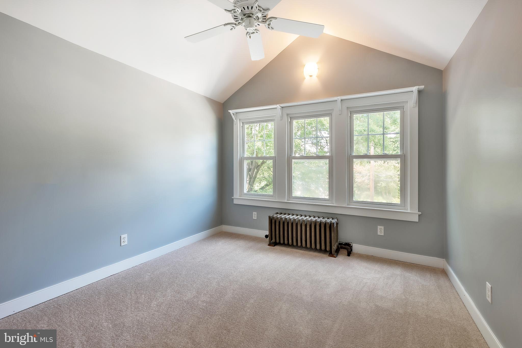 RIVERDALE PARK - Residential