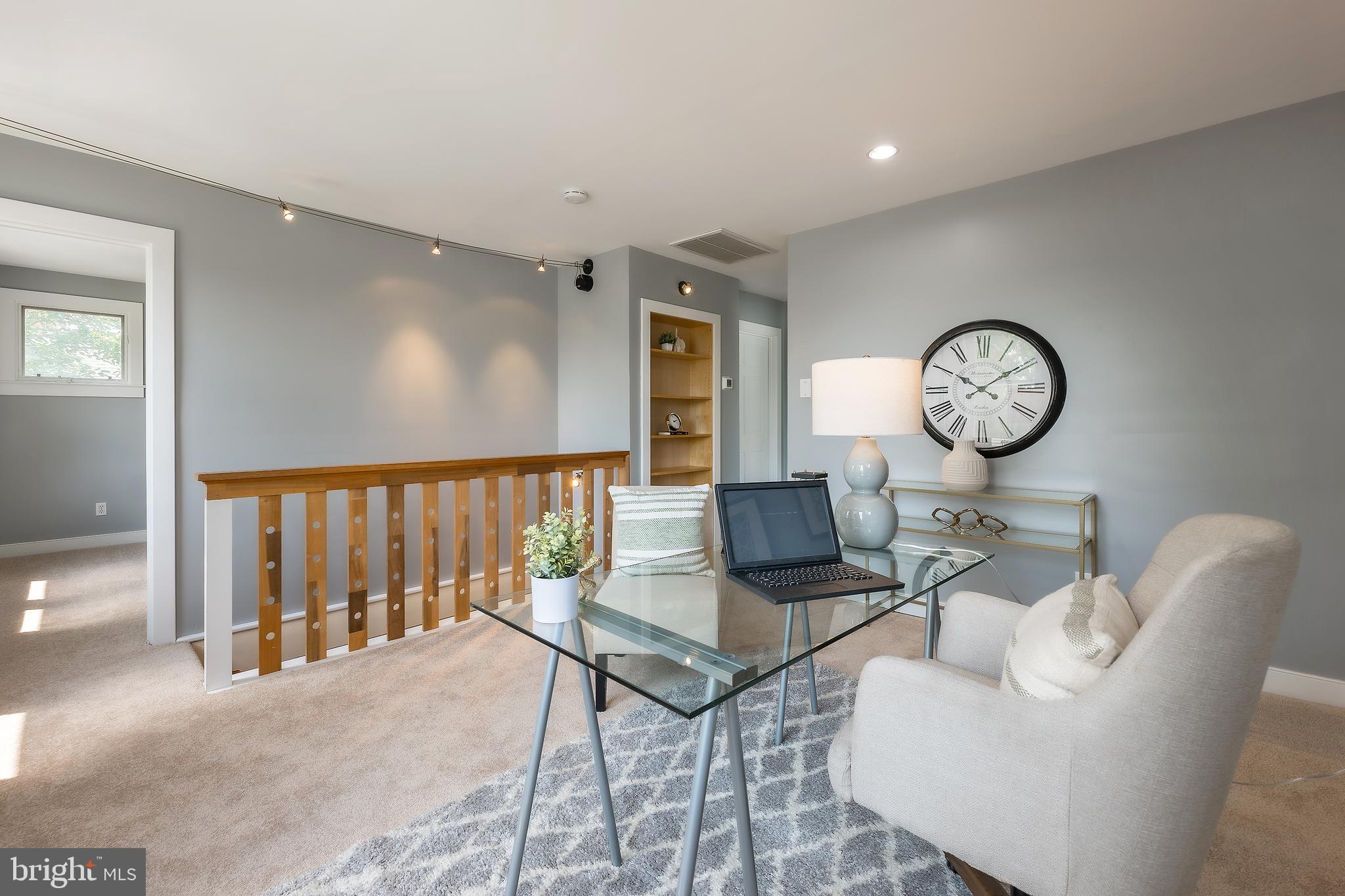 RIVERDALE PARK - Residential