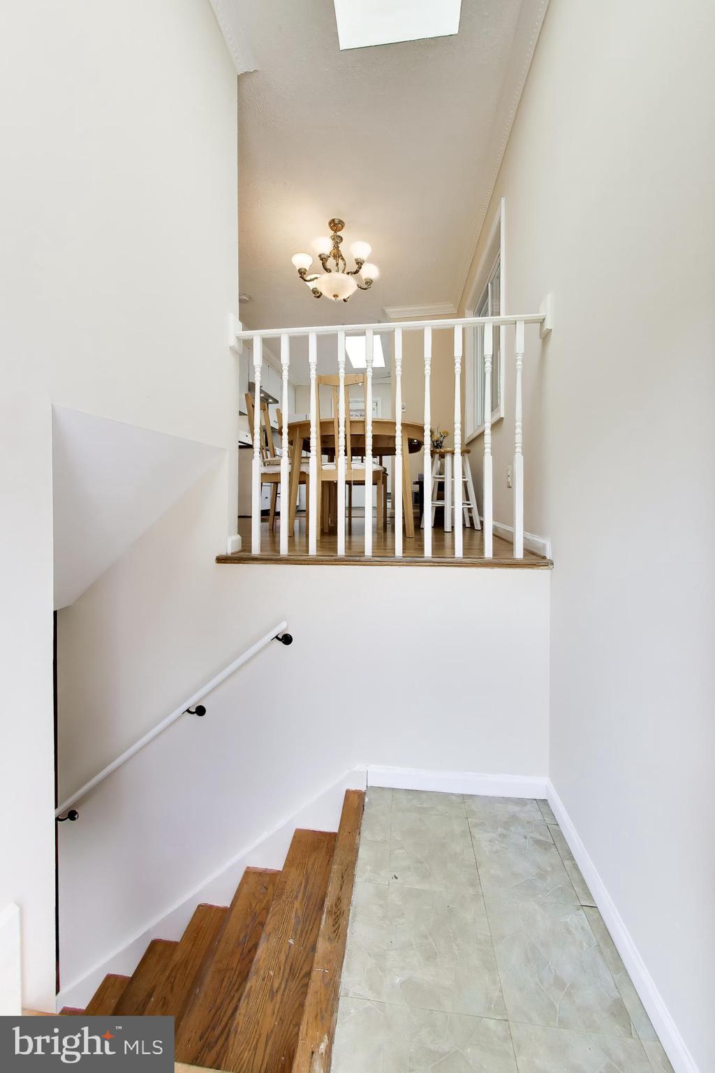 3951 WENDY LANE